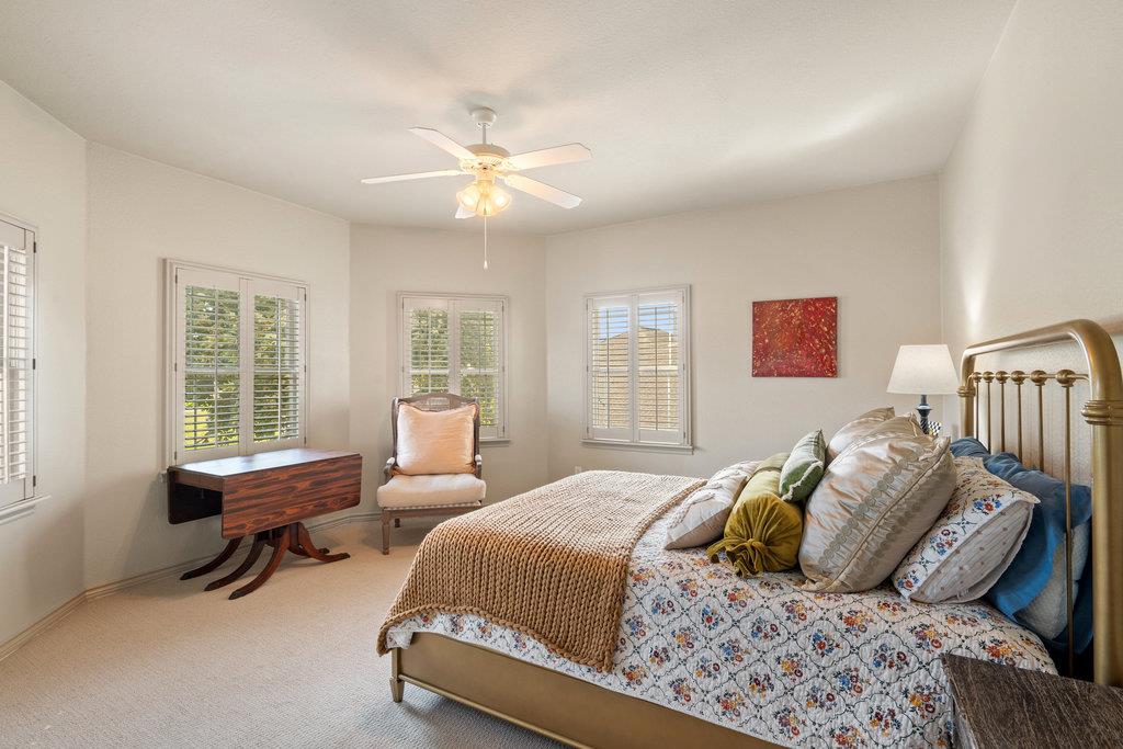 104 River Ranch Rd, Kingsland, TX 78639