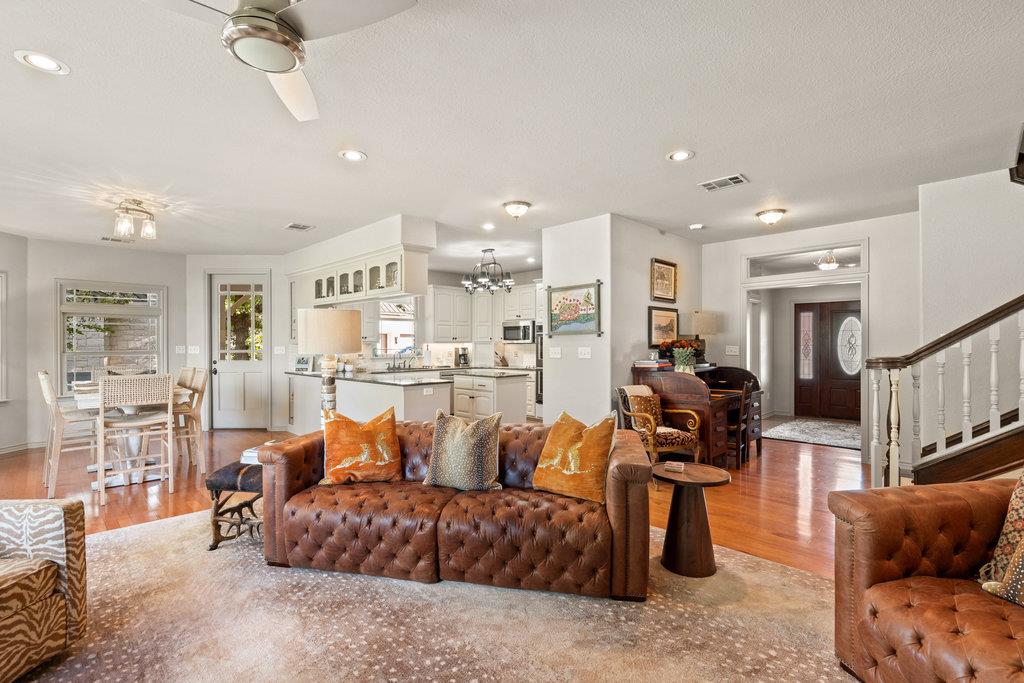 104 River Ranch Rd, Kingsland, TX 78639