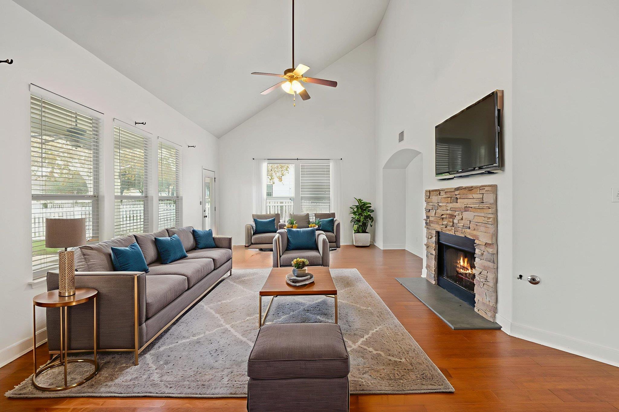 221 McGarity St, Kyle, TX 78640