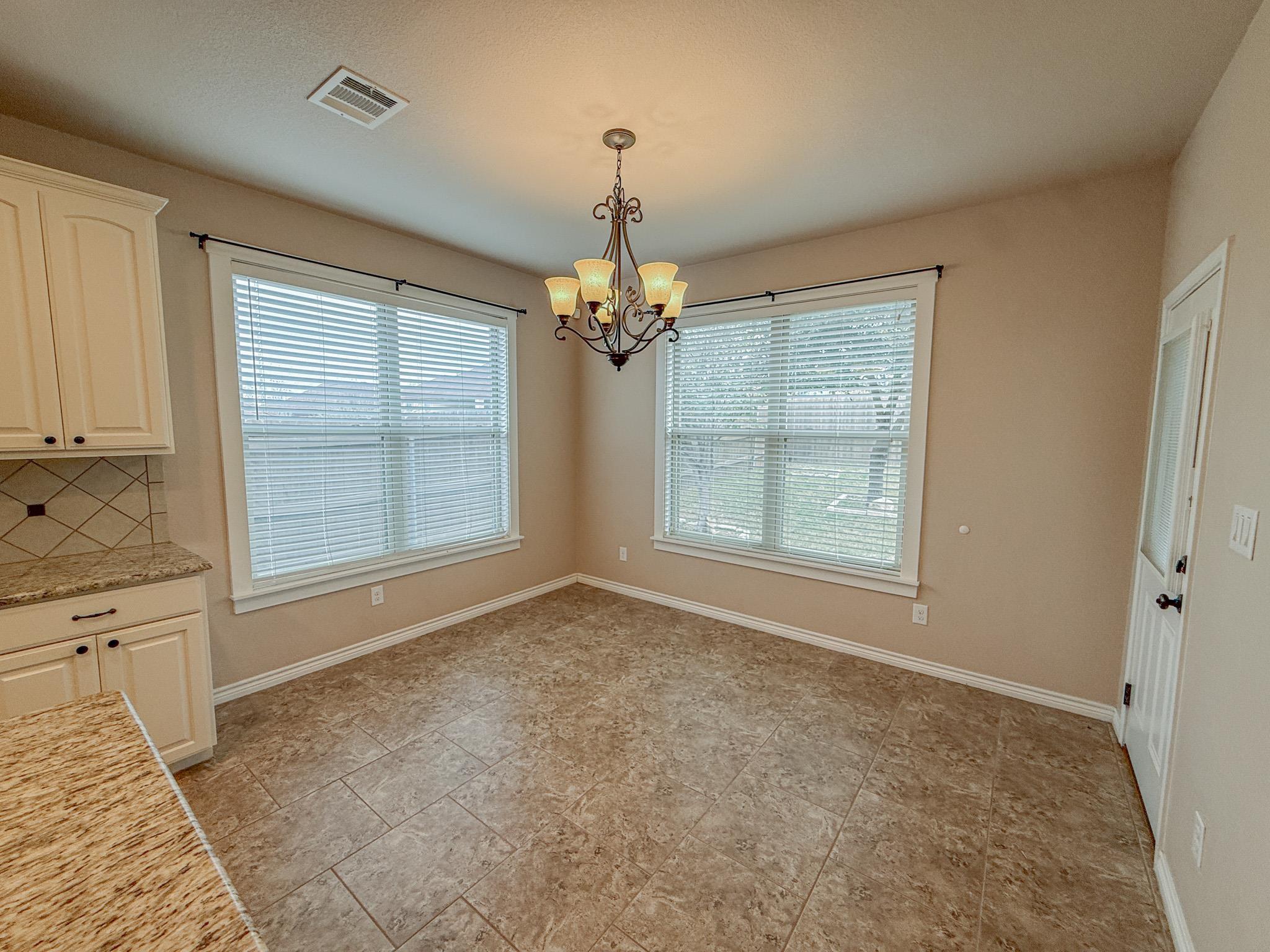 300 Western Sky Trl, Jarrell, TX 76537