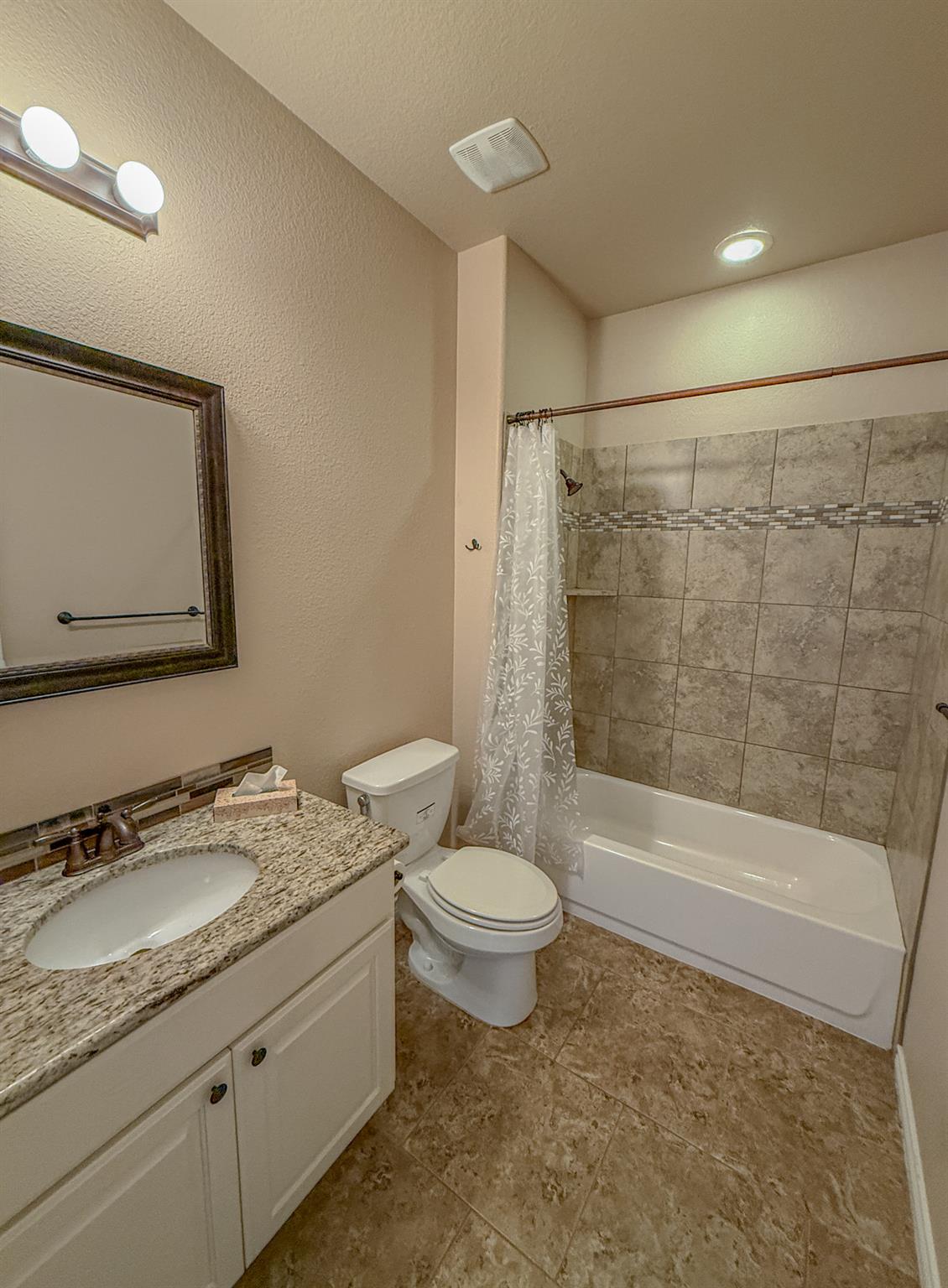 300 Western Sky Trl, Jarrell, TX 76537