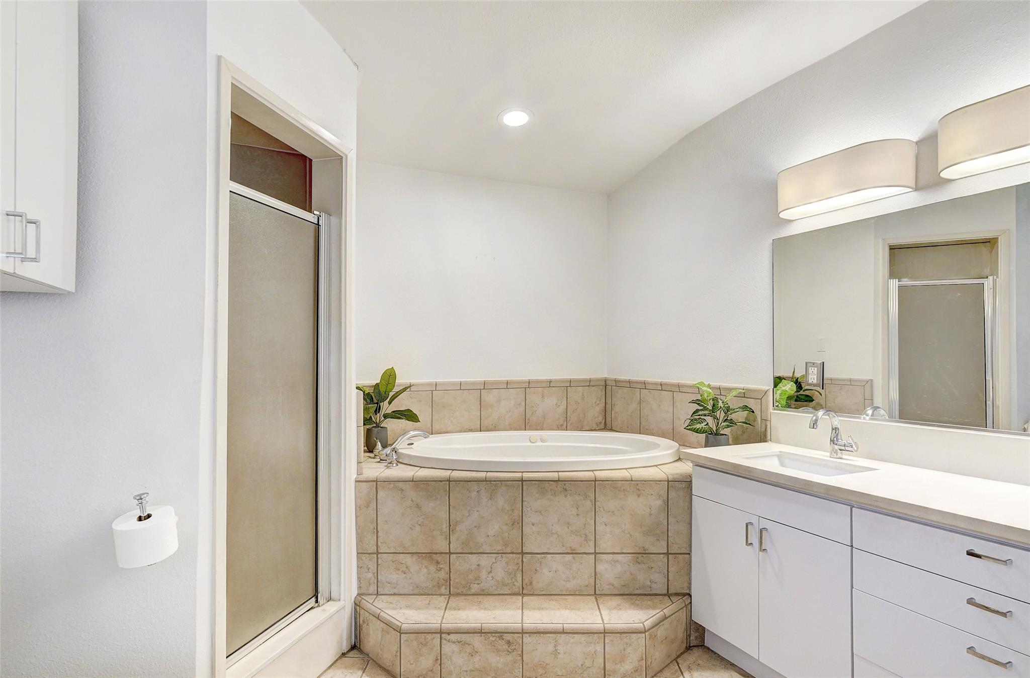 4914 Strass Dr, Austin, TX 78731