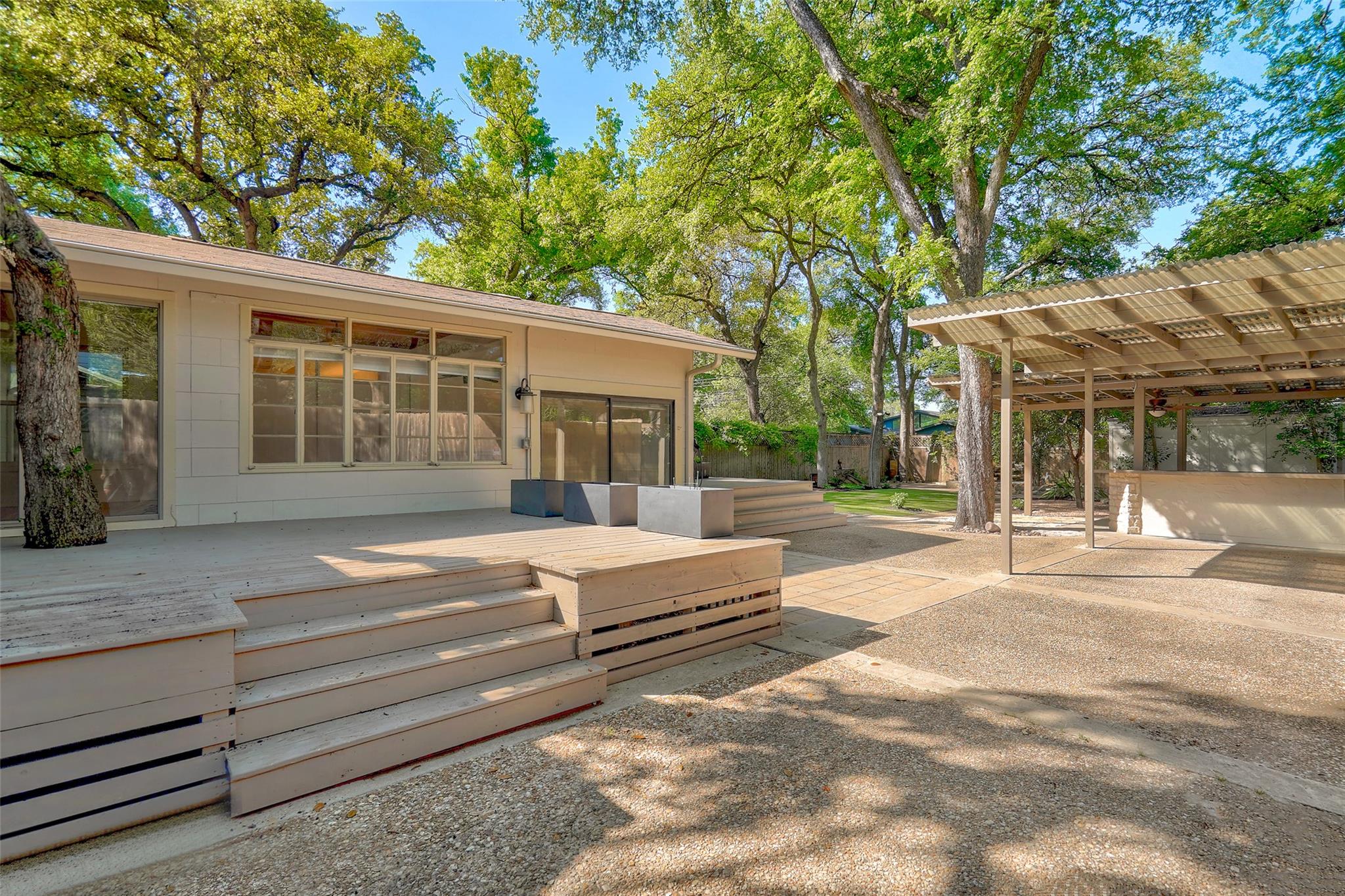 4914 Strass Dr, Austin, TX 78731