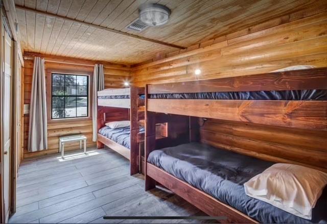 205 Pierce Dr, Kingsland, TX 78639