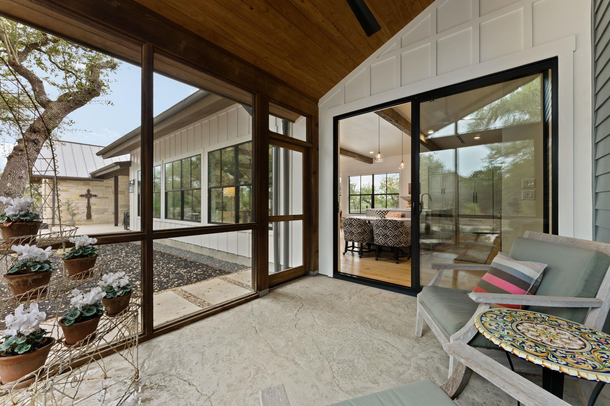 5675 Mustang Valley Trl, Wimberley, TX 78676