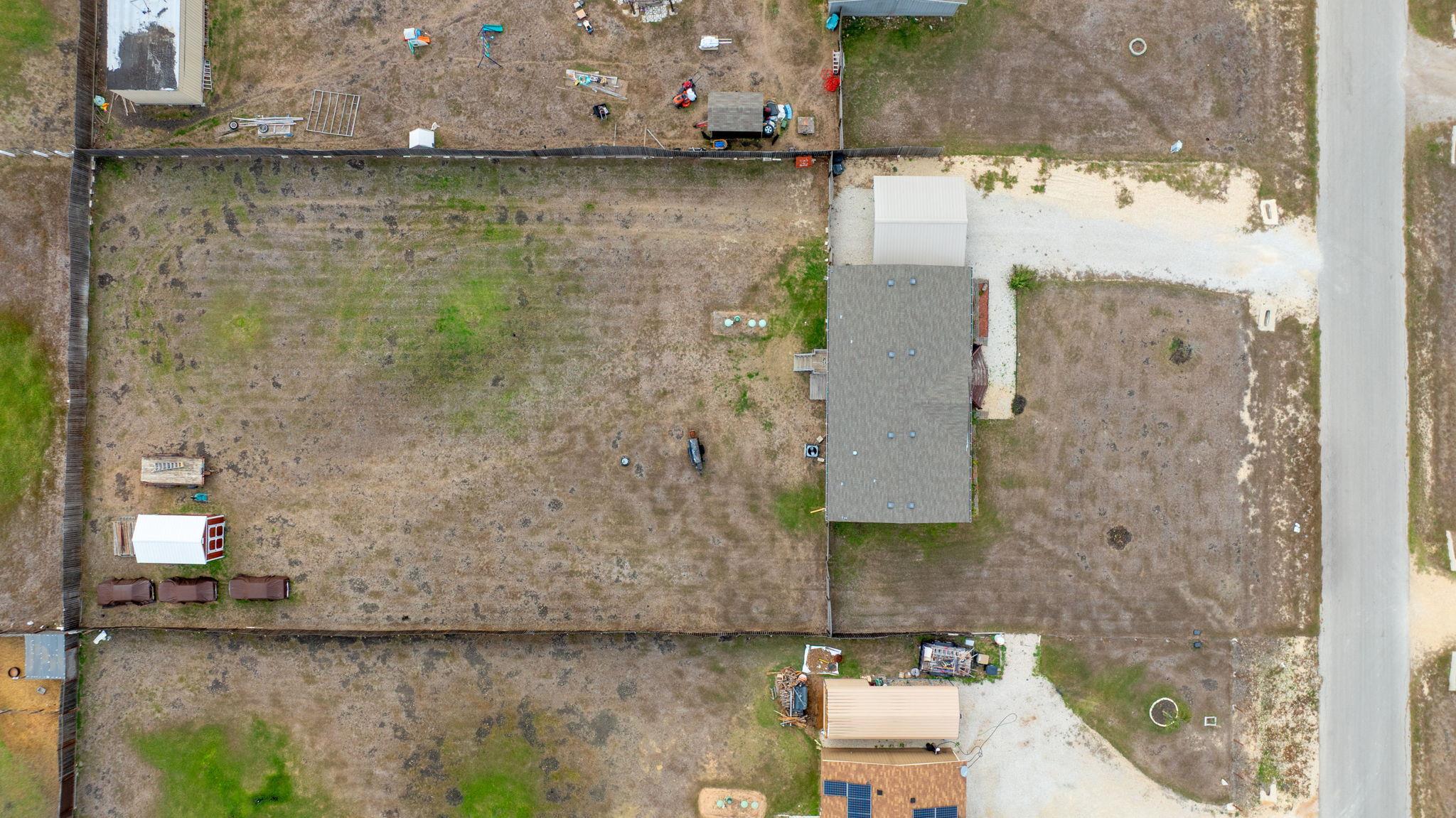 371 Lippe Ln, Niederwald, TX 78640