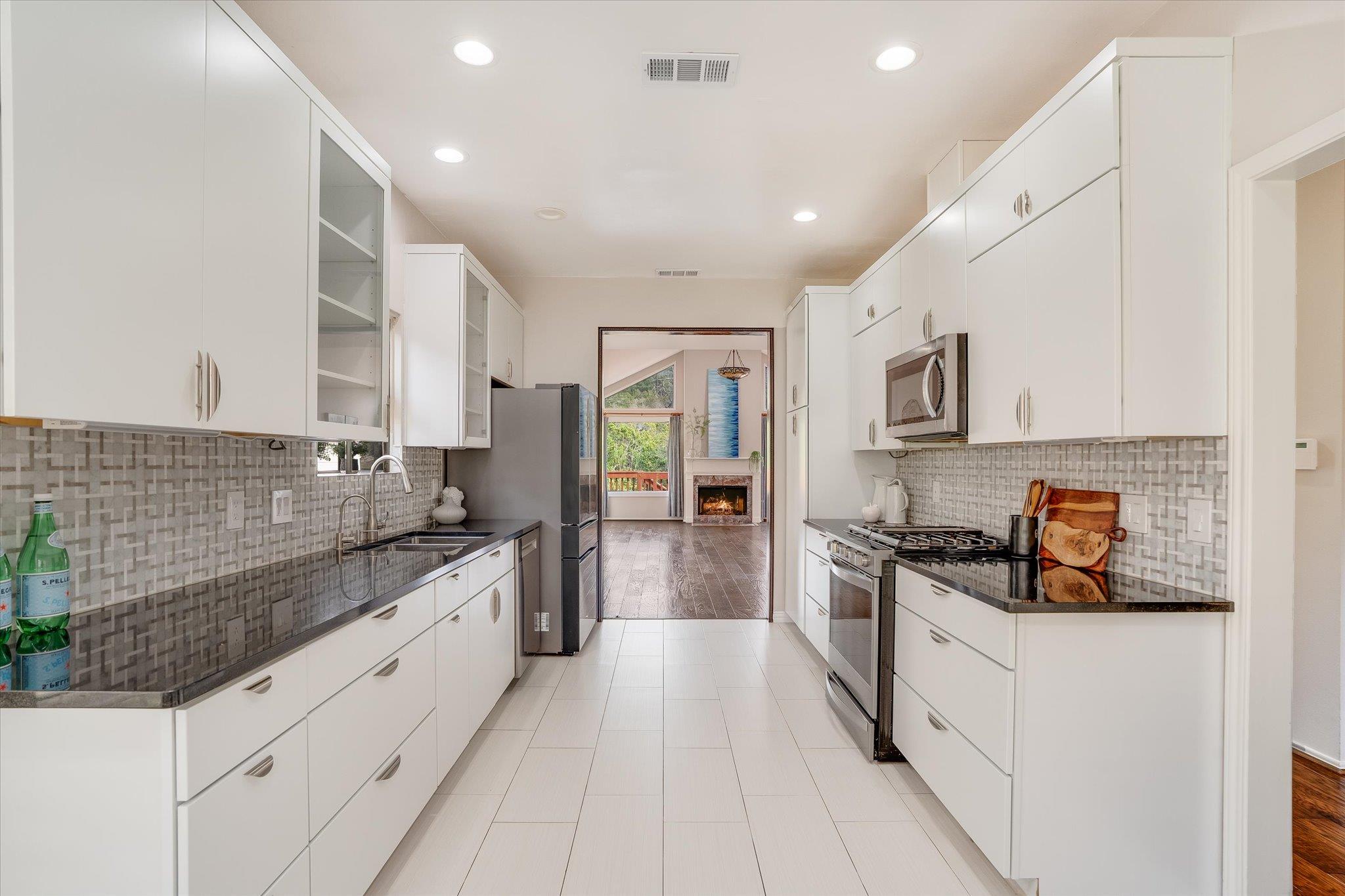 3527 Fawn Creek Path, Austin, TX 78746