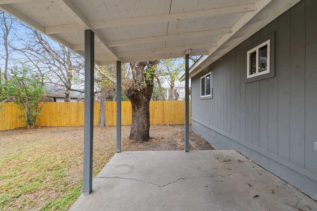 7614 WATSON St, Austin, TX 78757