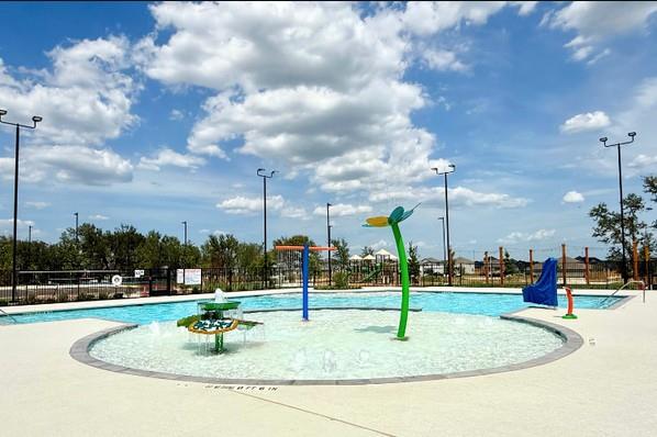 212 Bendecido Loop, Elgin, TX 78621