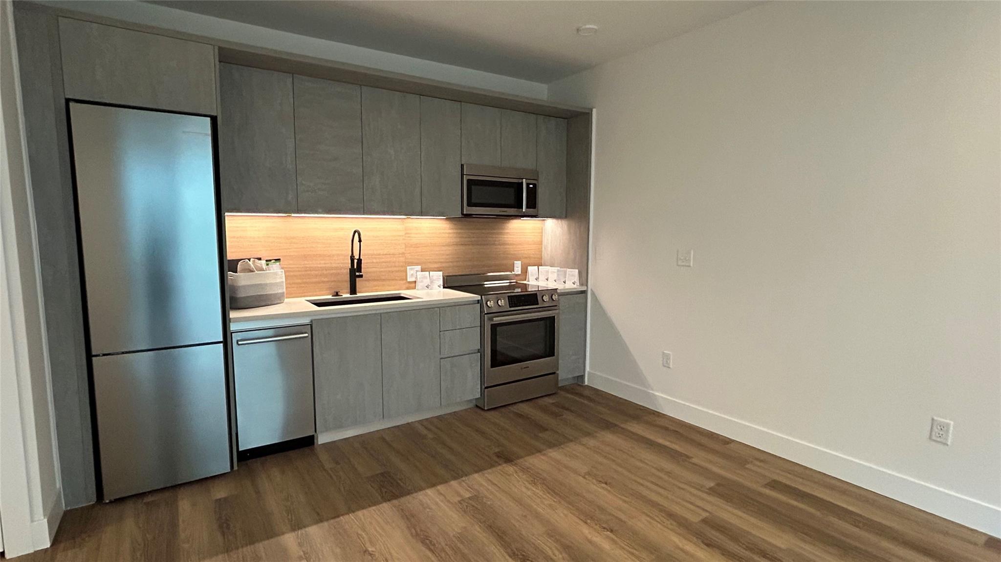 4315 S Congress Ave # 316, Austin, TX 78745