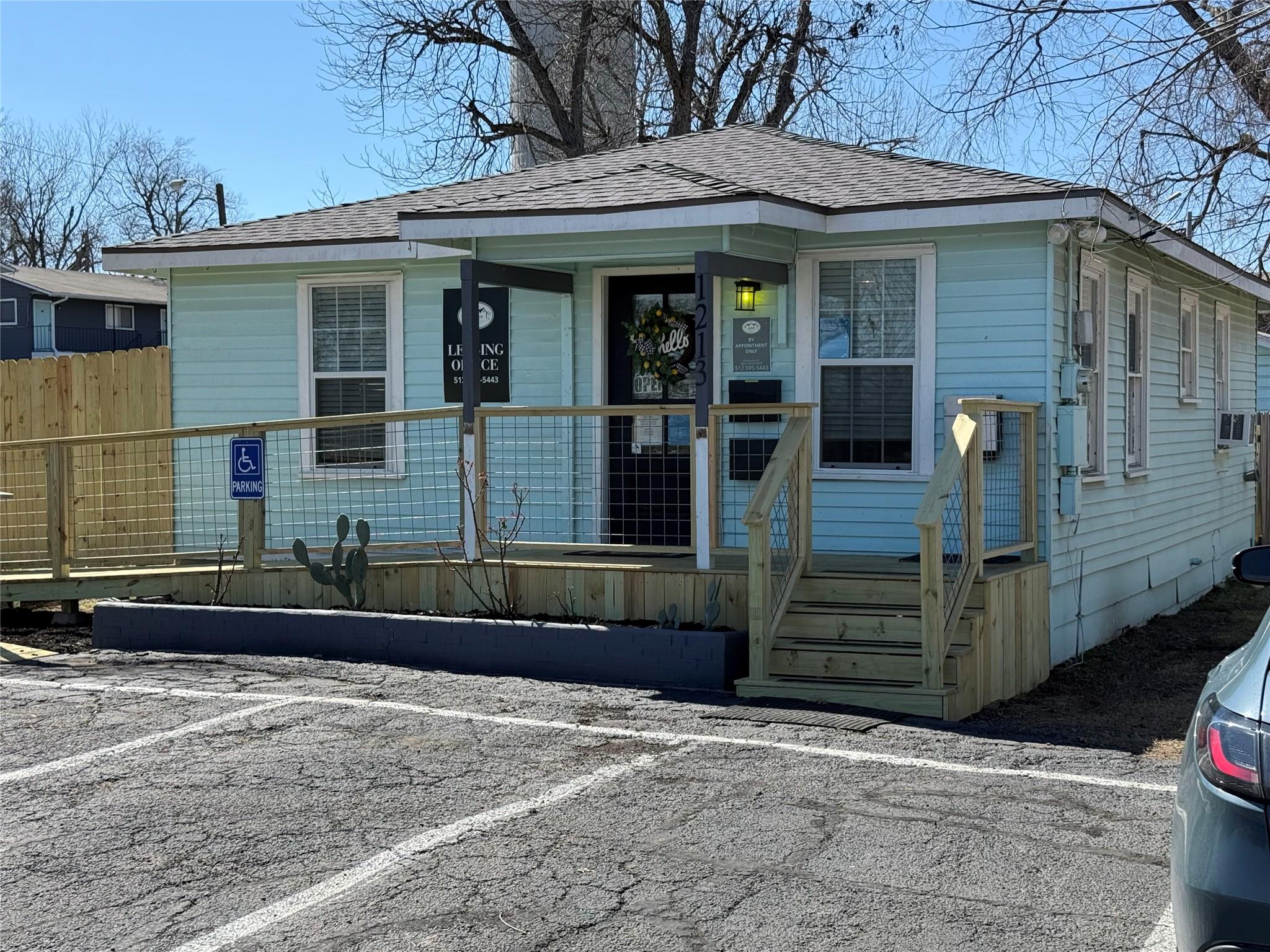 1209 Vance St # 12, Taylor, TX 76574