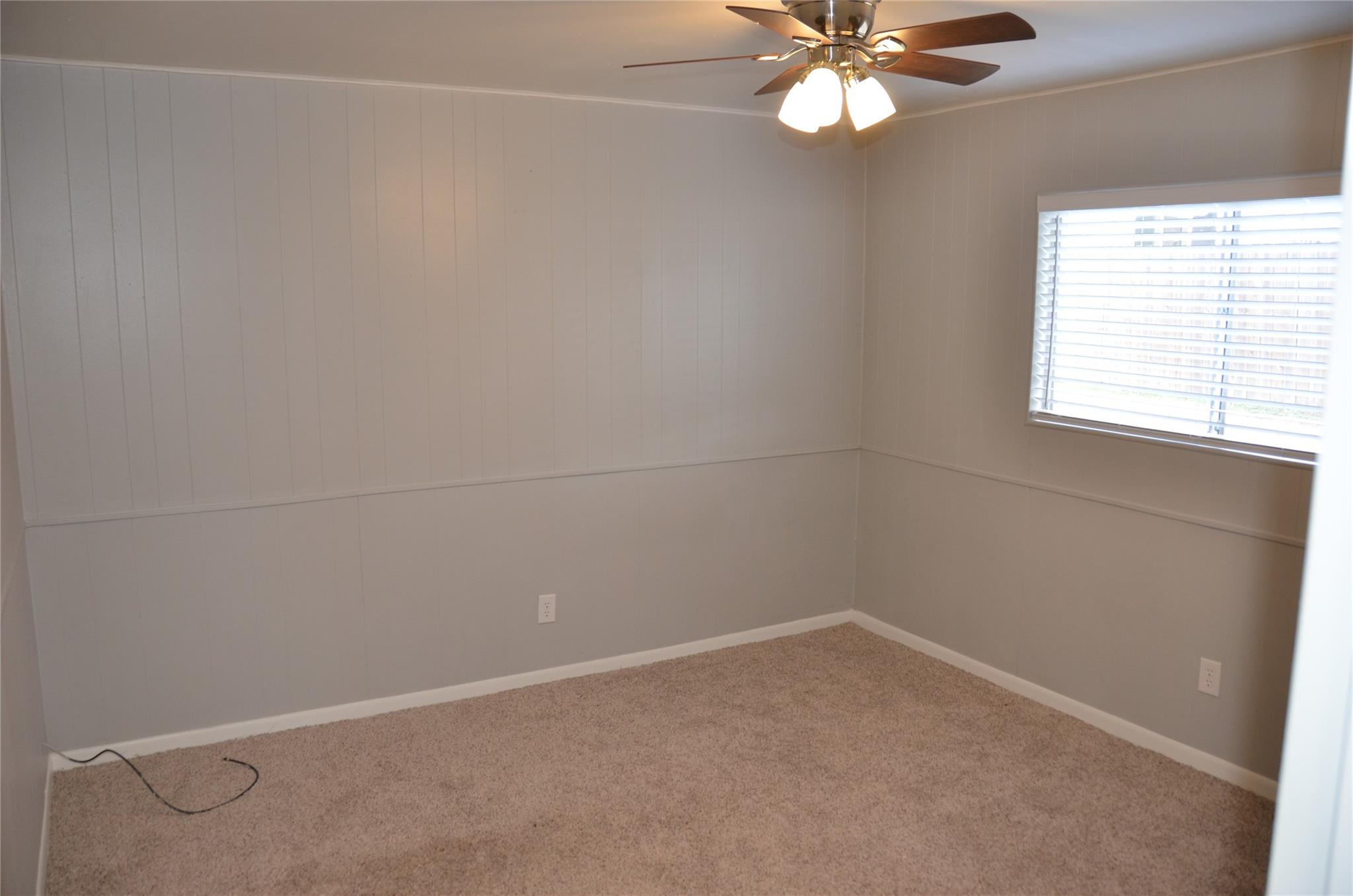 1209 Vance St # 12, Taylor, TX 76574