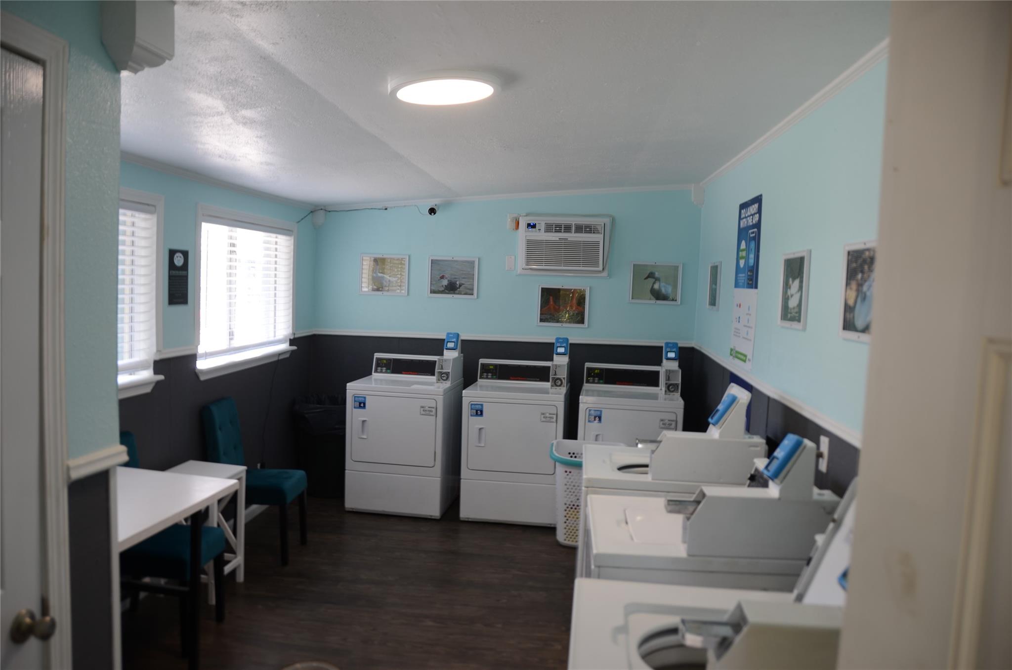 1209 Vance St # 12, Taylor, TX 76574