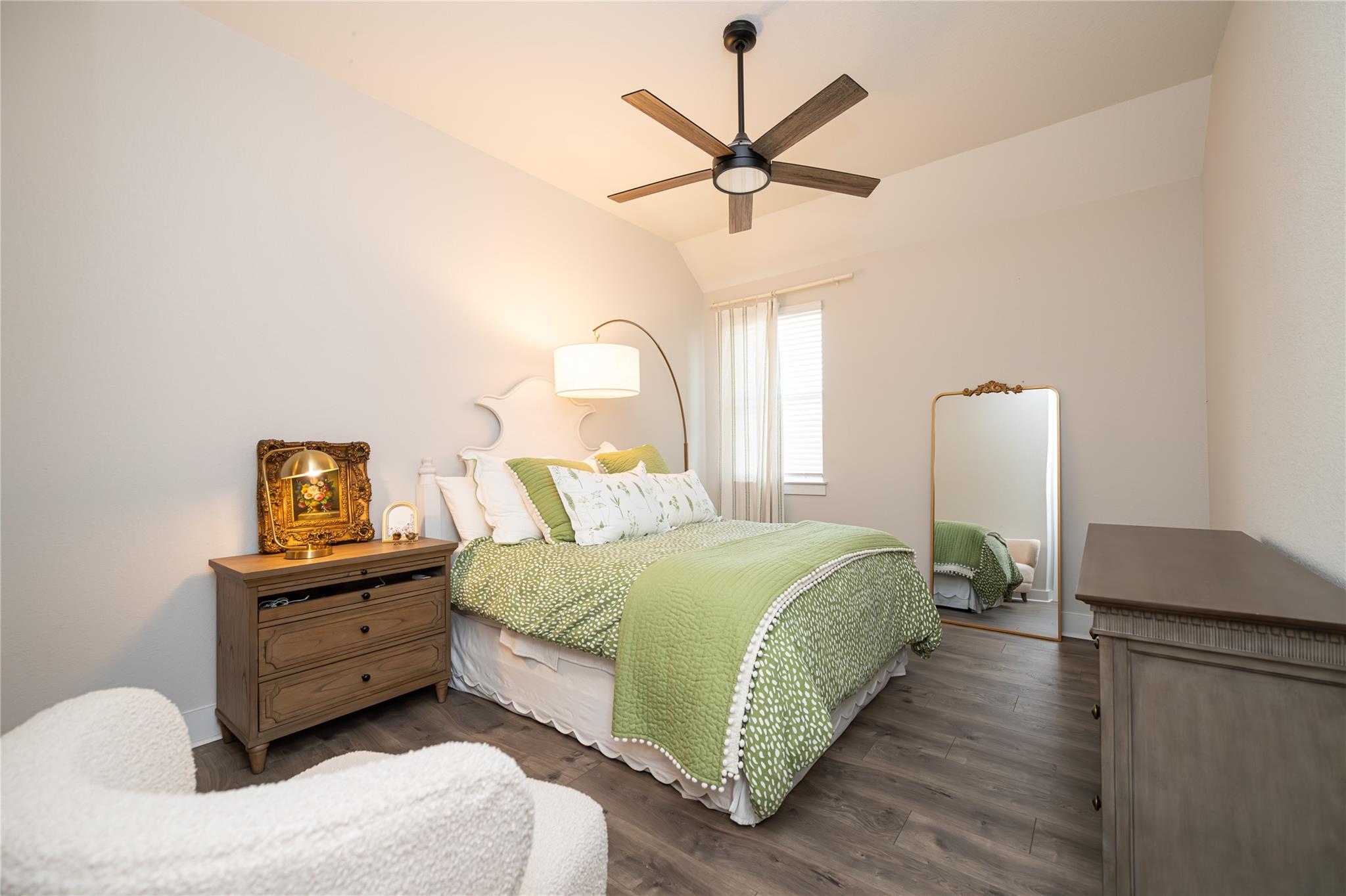 157 McNaughton Dr, Liberty Hill, TX 78642