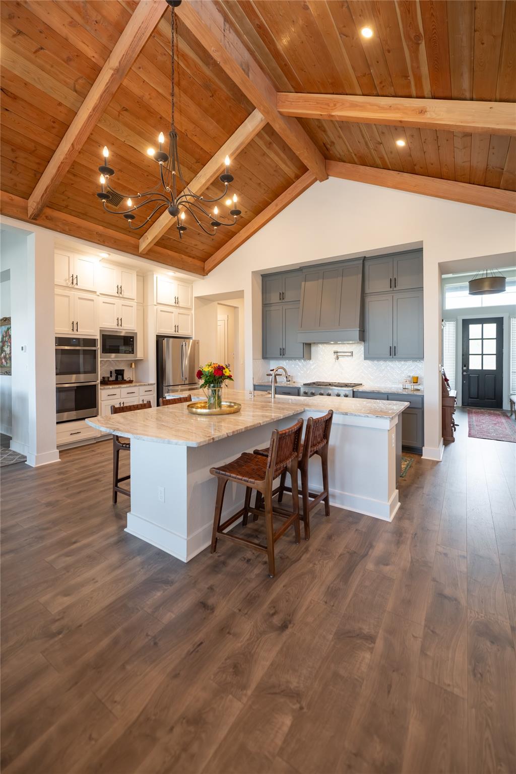 157 McNaughton Dr, Liberty Hill, TX 78642