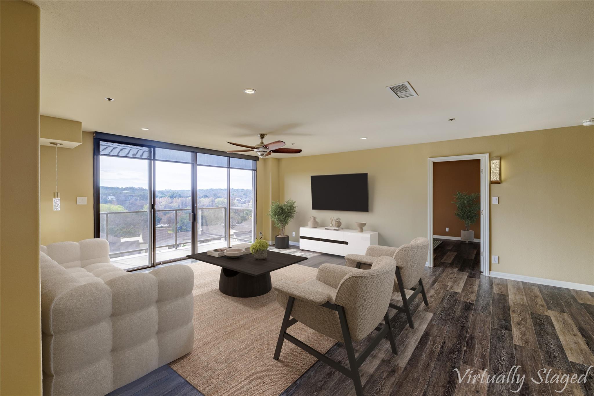 40 N Interstate 35 # 6D3, Austin, TX 78701