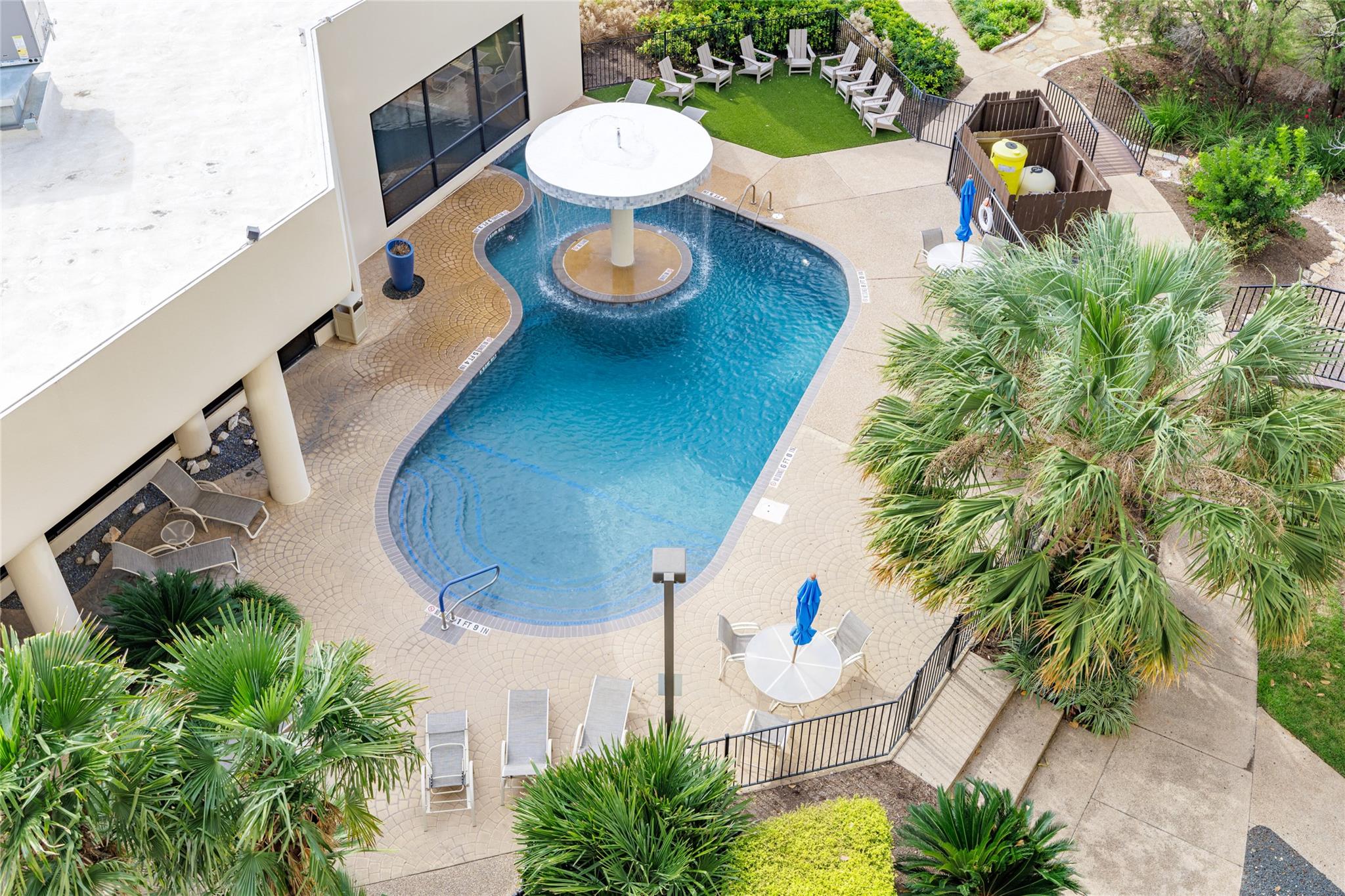 40 N Interstate 35 # 6D3, Austin, TX 78701