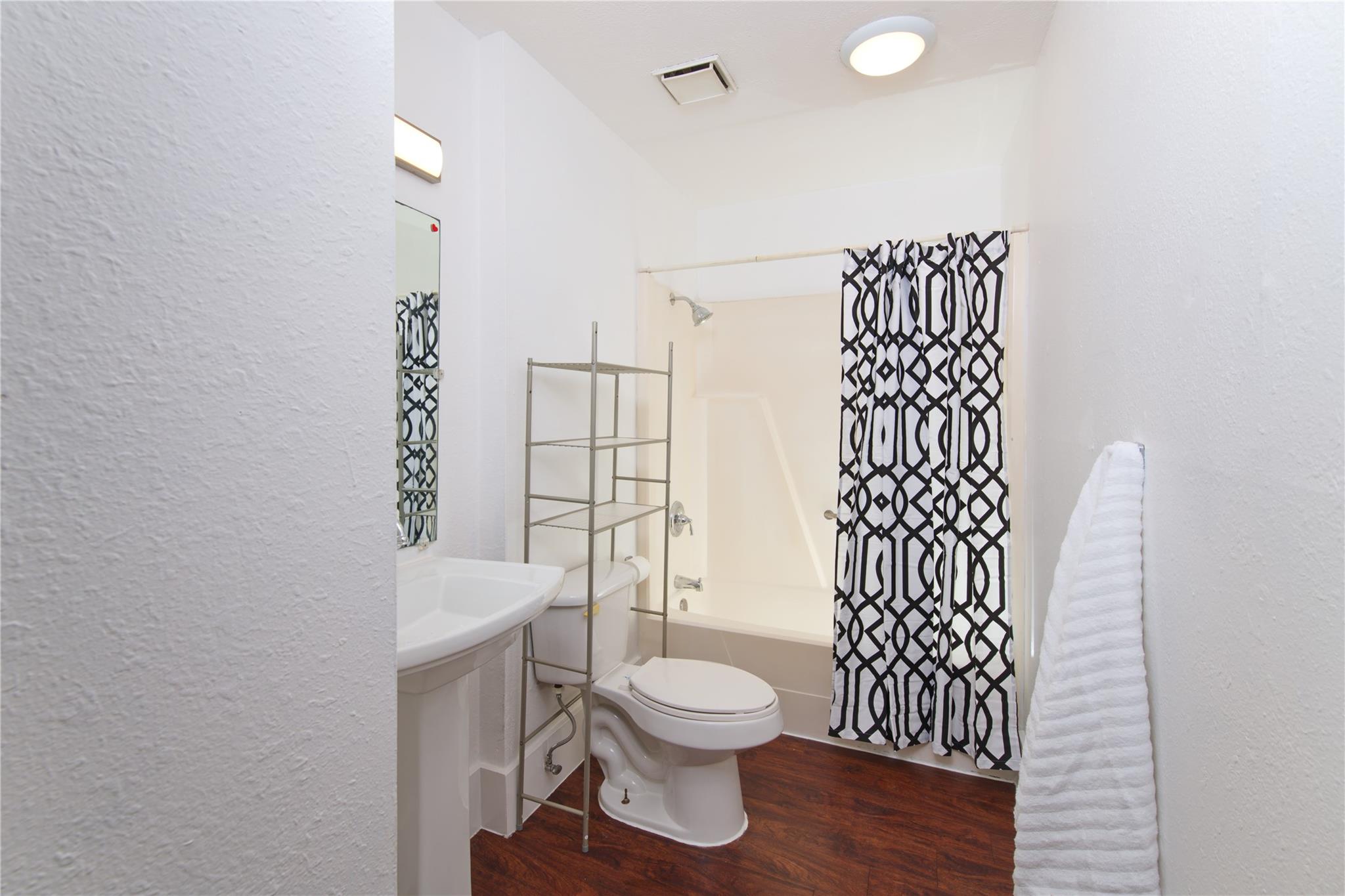 833 Old Ranch Road 12, San Marcos, TX 78666