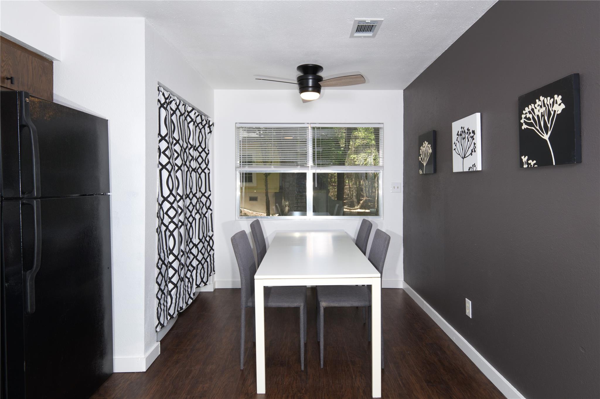 833 Old Ranch Road 12, San Marcos, TX 78666