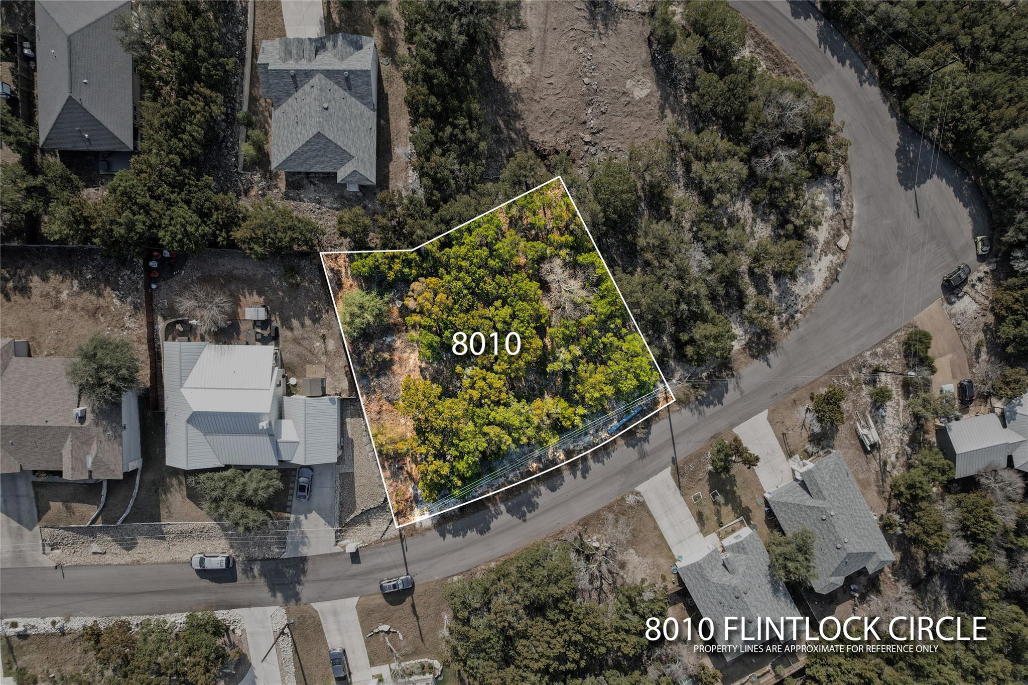 8010 Flintlock Cir, Lago Vista, TX 78645