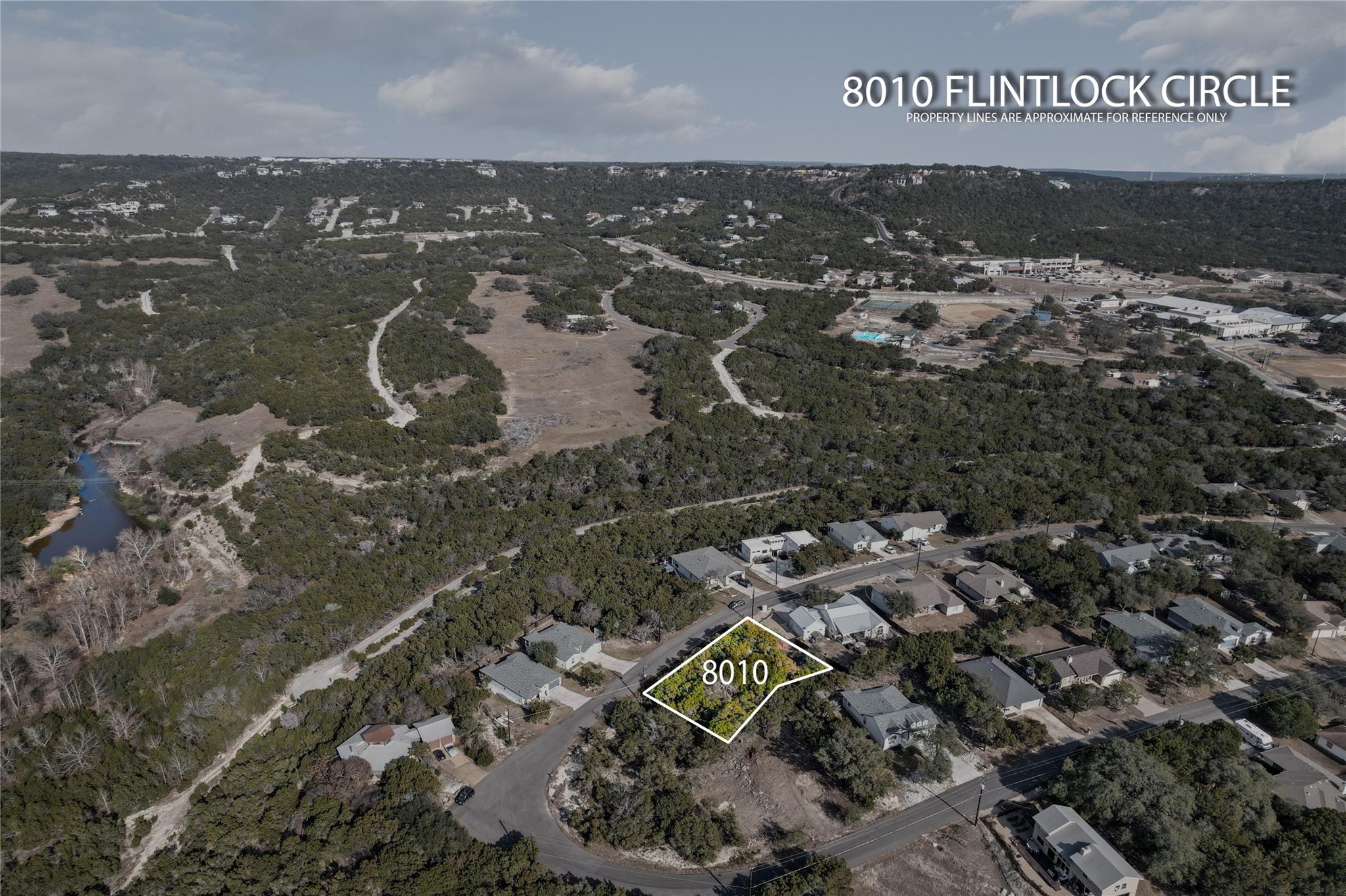 8010 Flintlock Cir, Lago Vista, TX 78645