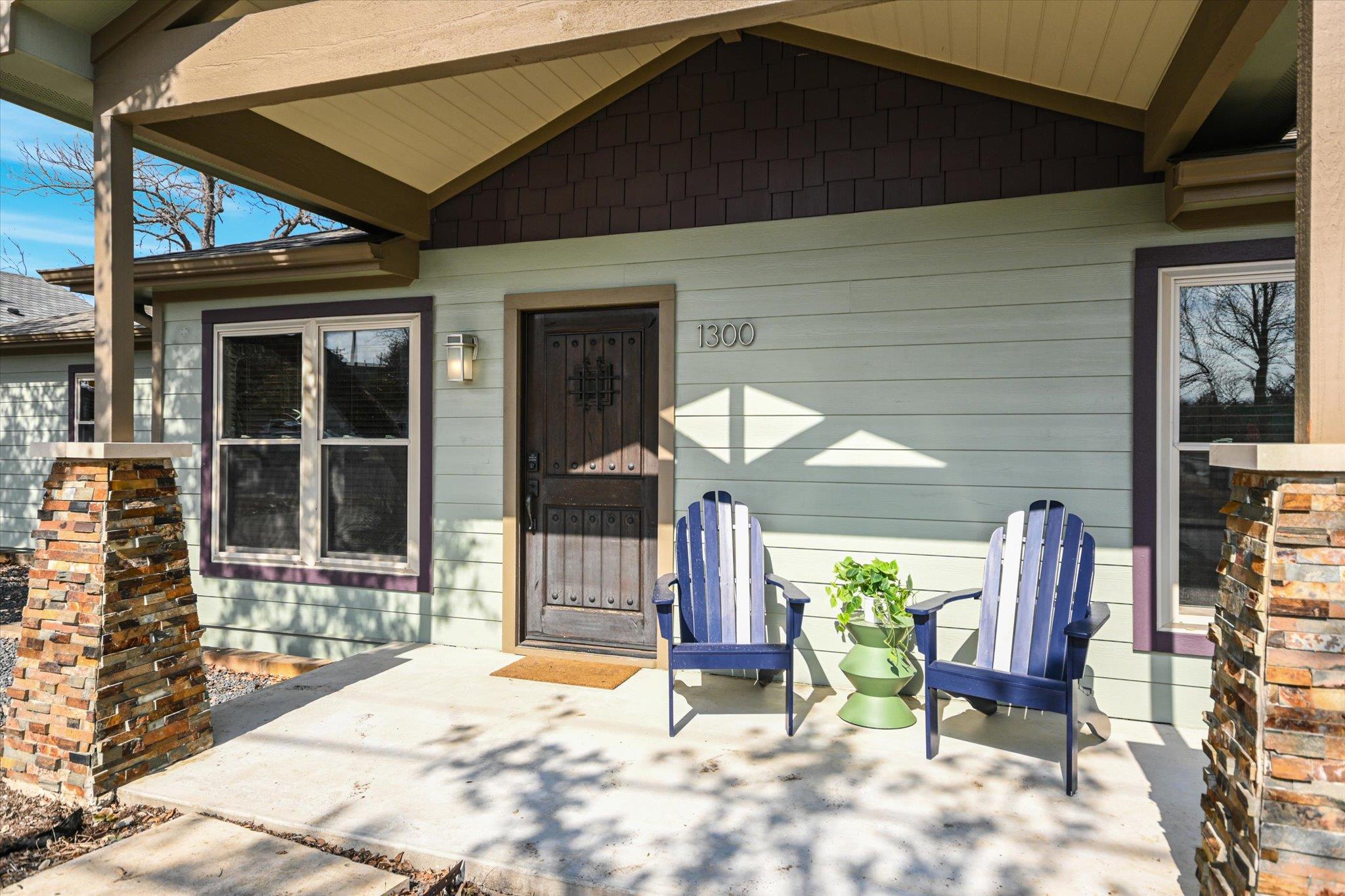 1300 Morgan Ln, Austin, TX 78704