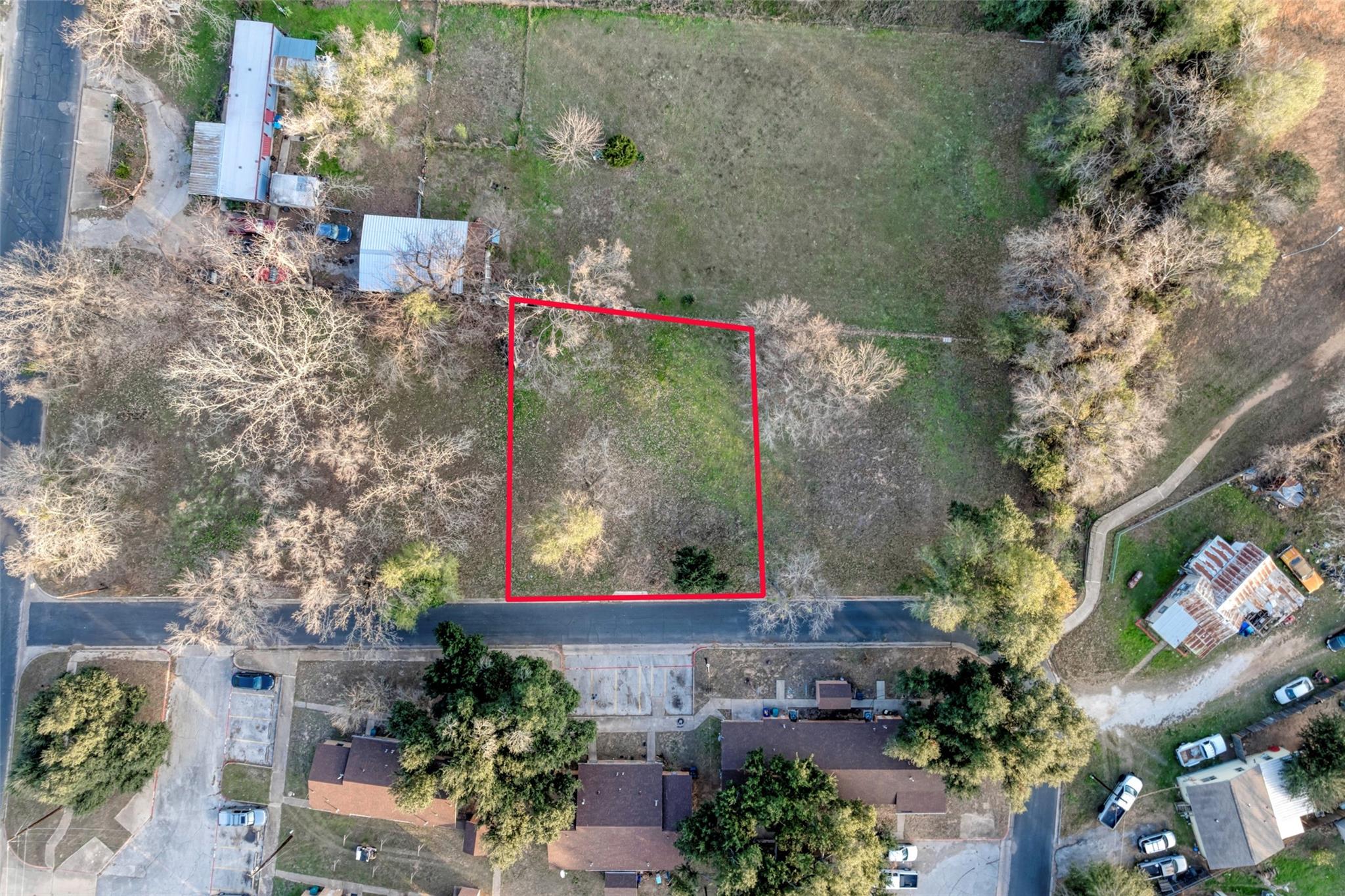 Lot 3 E Alamo St, Elgin, TX 78621