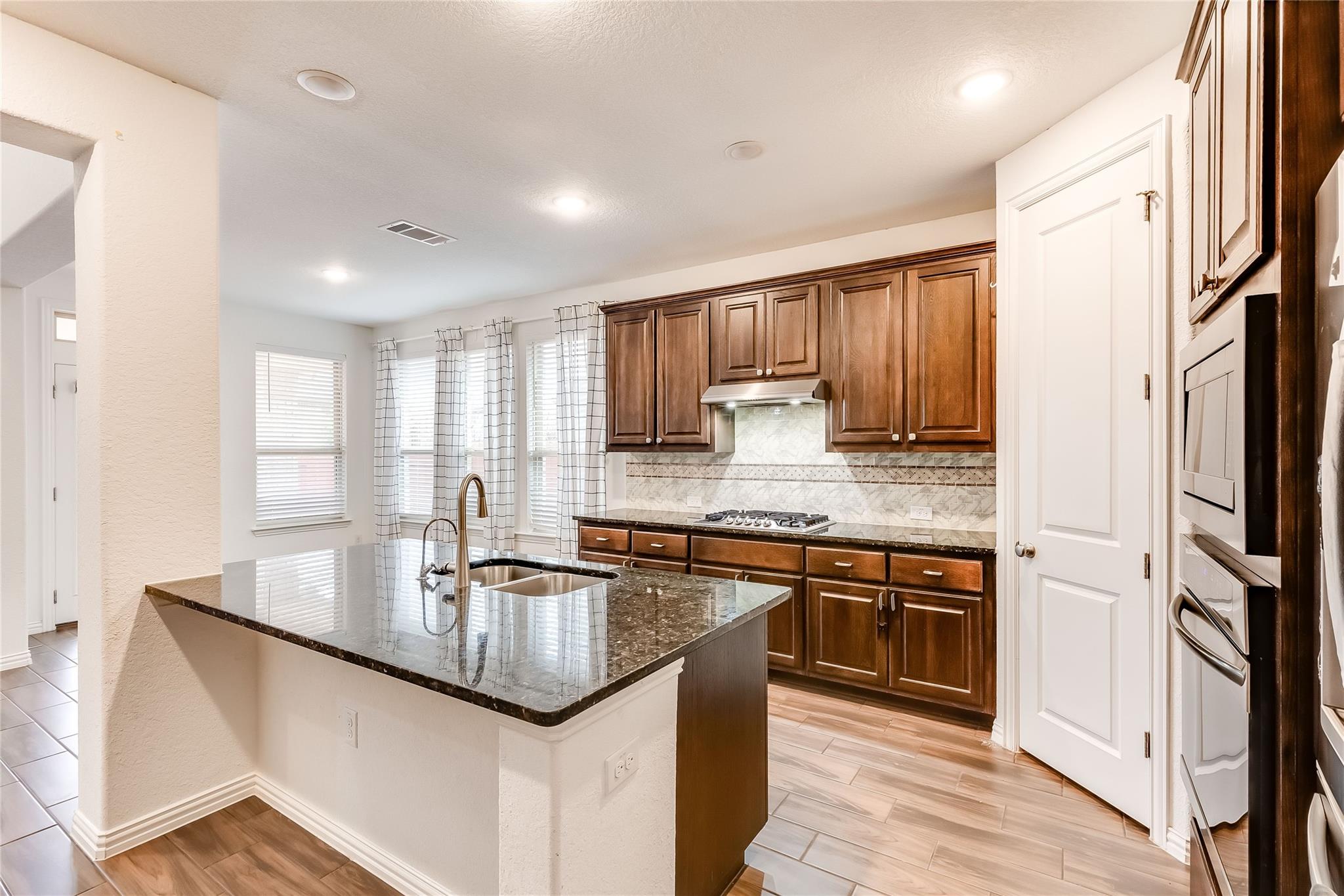 2908 Consuelo Way, Round Rock, TX 78665