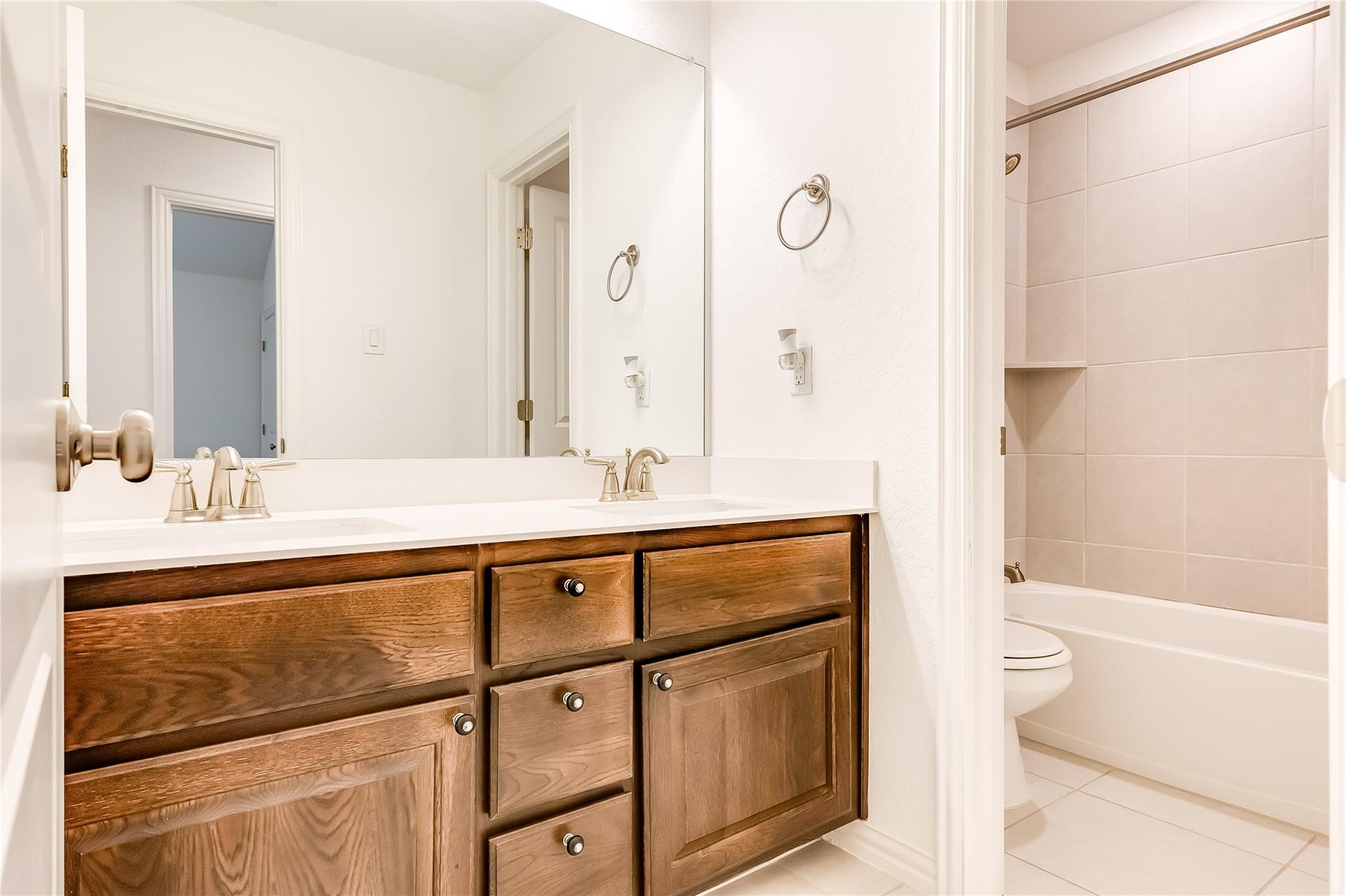 2908 Consuelo Way, Round Rock, TX 78665