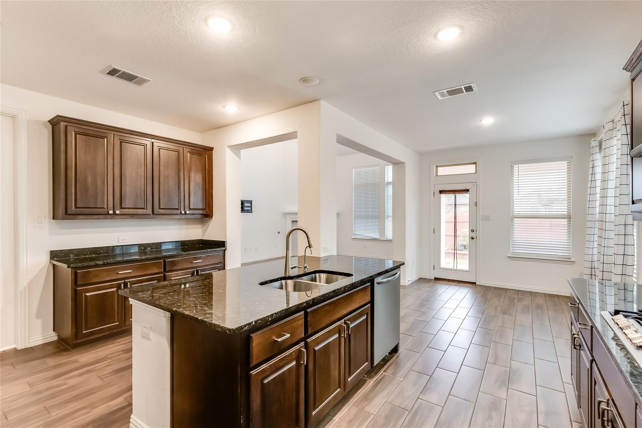 2908 Consuelo Way, Round Rock, TX 78665