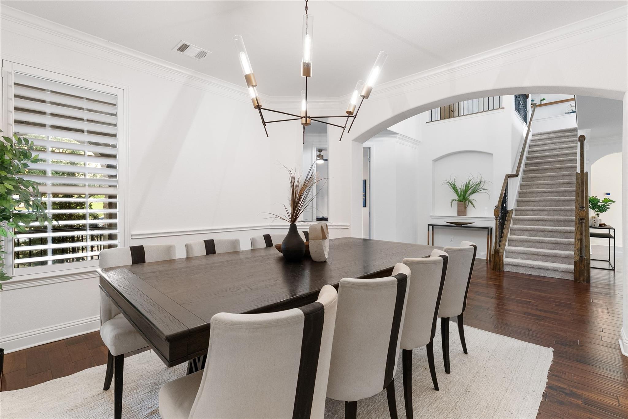 302 Duffy Ln, Lakeway, TX 78738