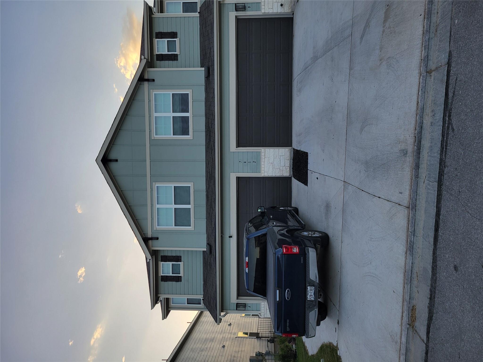 7412 Sparkling Light Dr # B, Del Valle, TX 78617