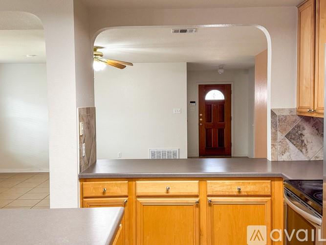 1613 Apollo Cir, Round Rock, TX 78664