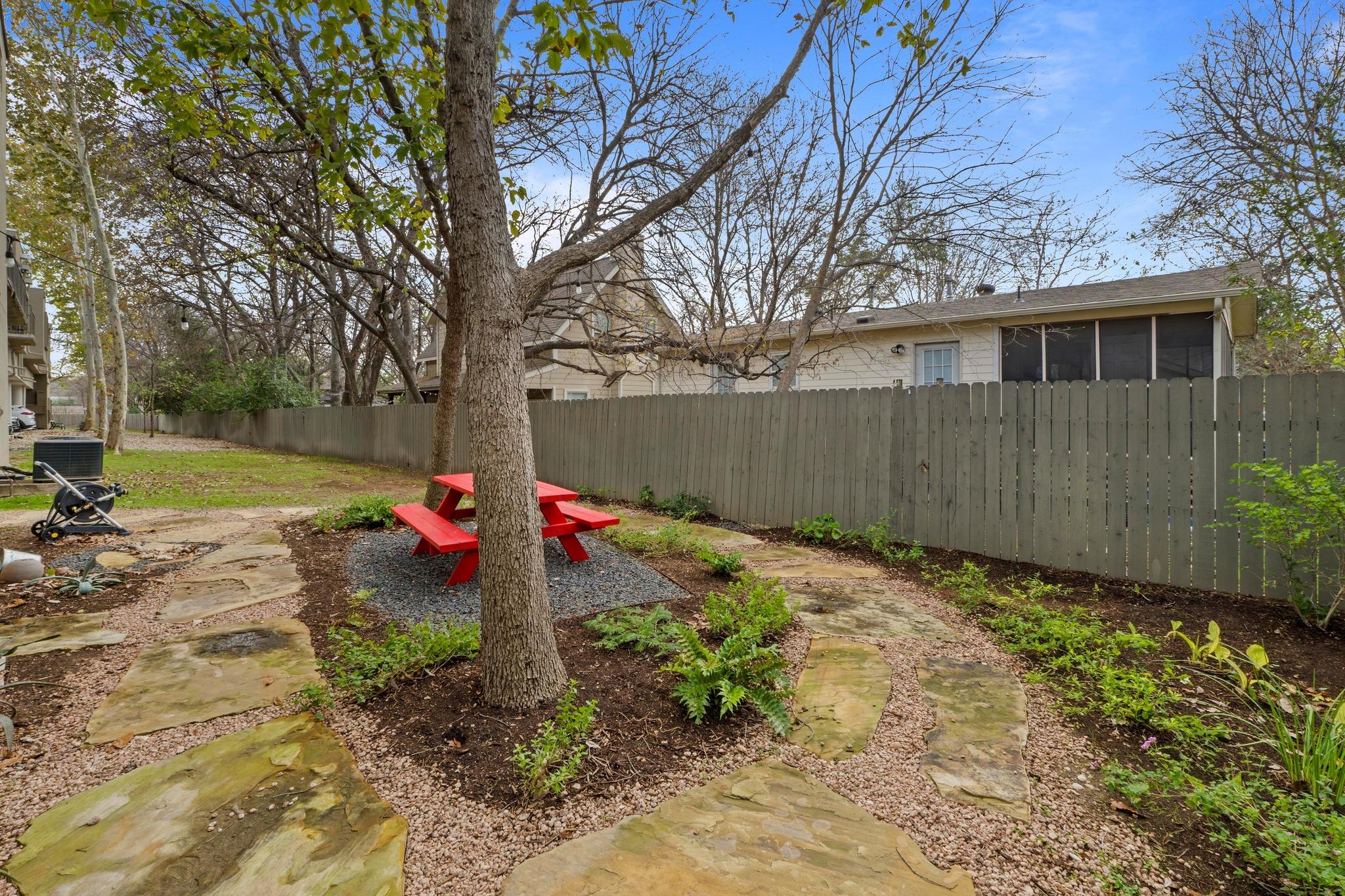 503 Swanee Dr # 19, Austin, TX 78752