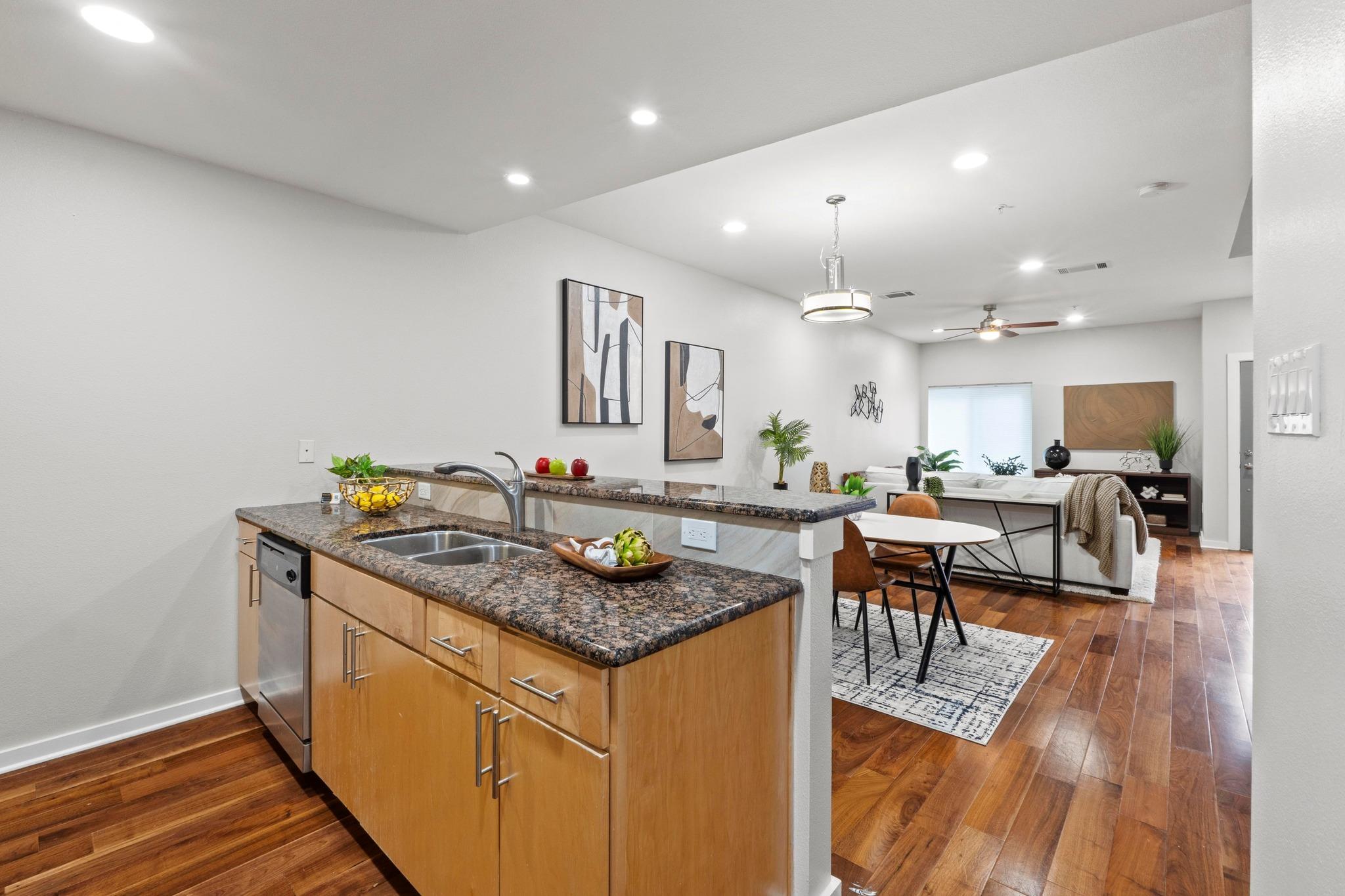 503 Swanee Dr # 19, Austin, TX 78752