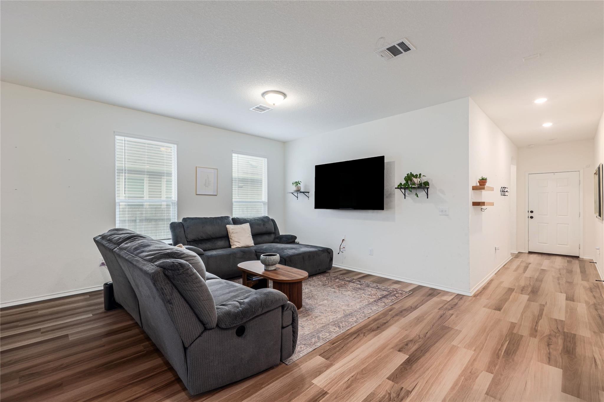 8001 Crystalbrook West W, Austin, TX 78724