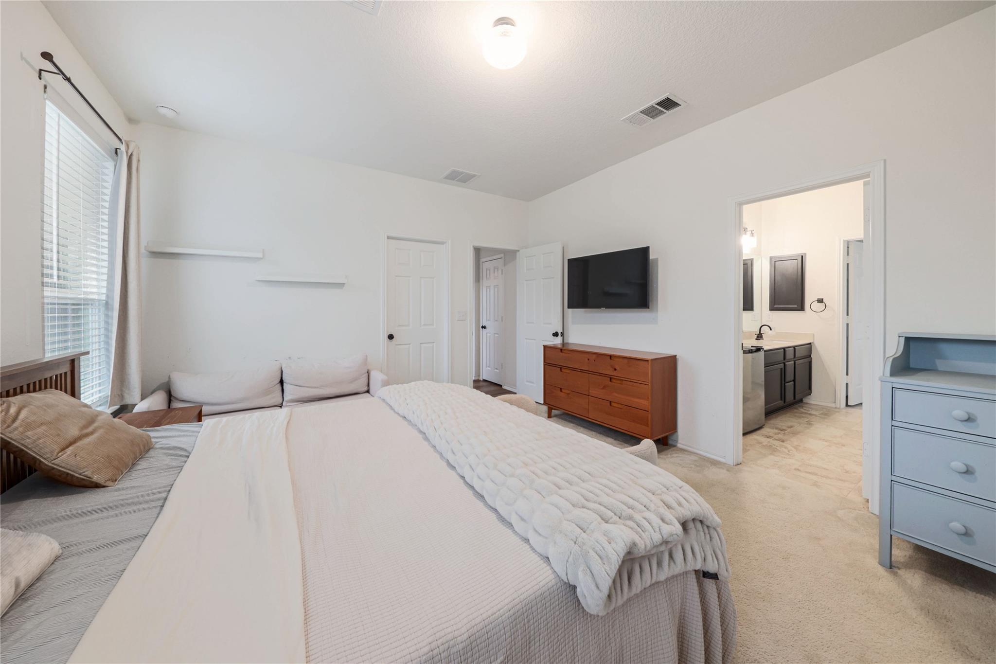 8001 Crystalbrook West W, Austin, TX 78724