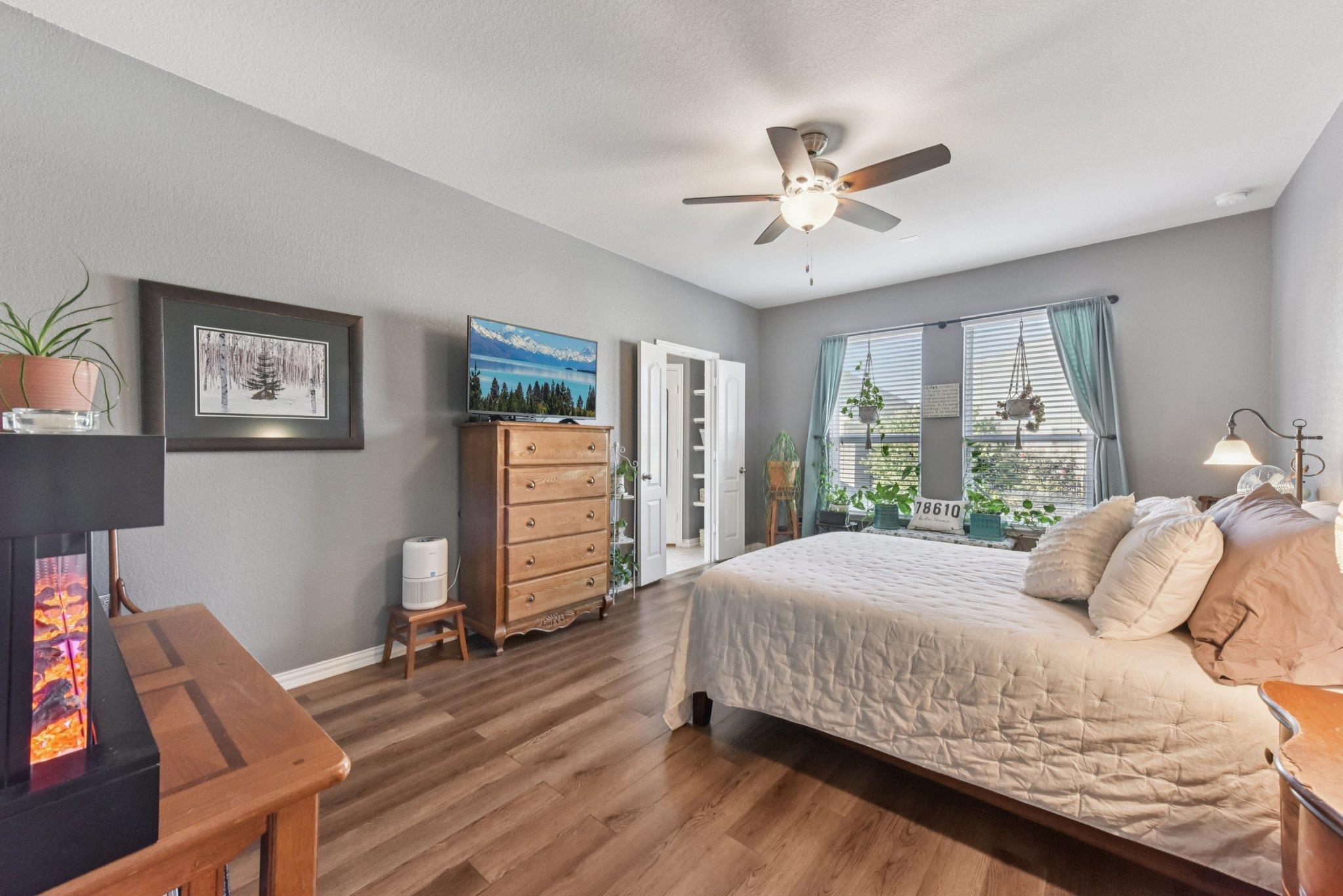 247 Joseph Dr, Buda, TX 78610