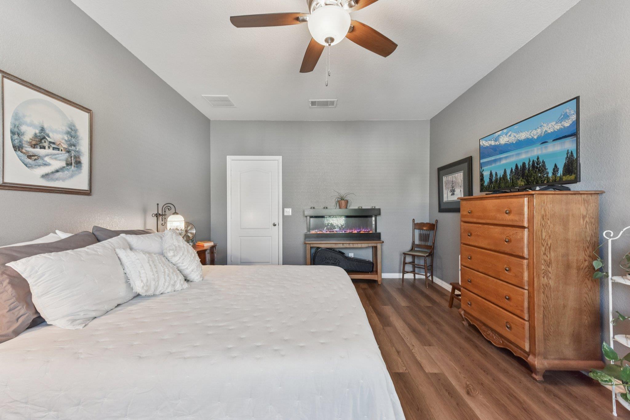 247 Joseph Dr, Buda, TX 78610