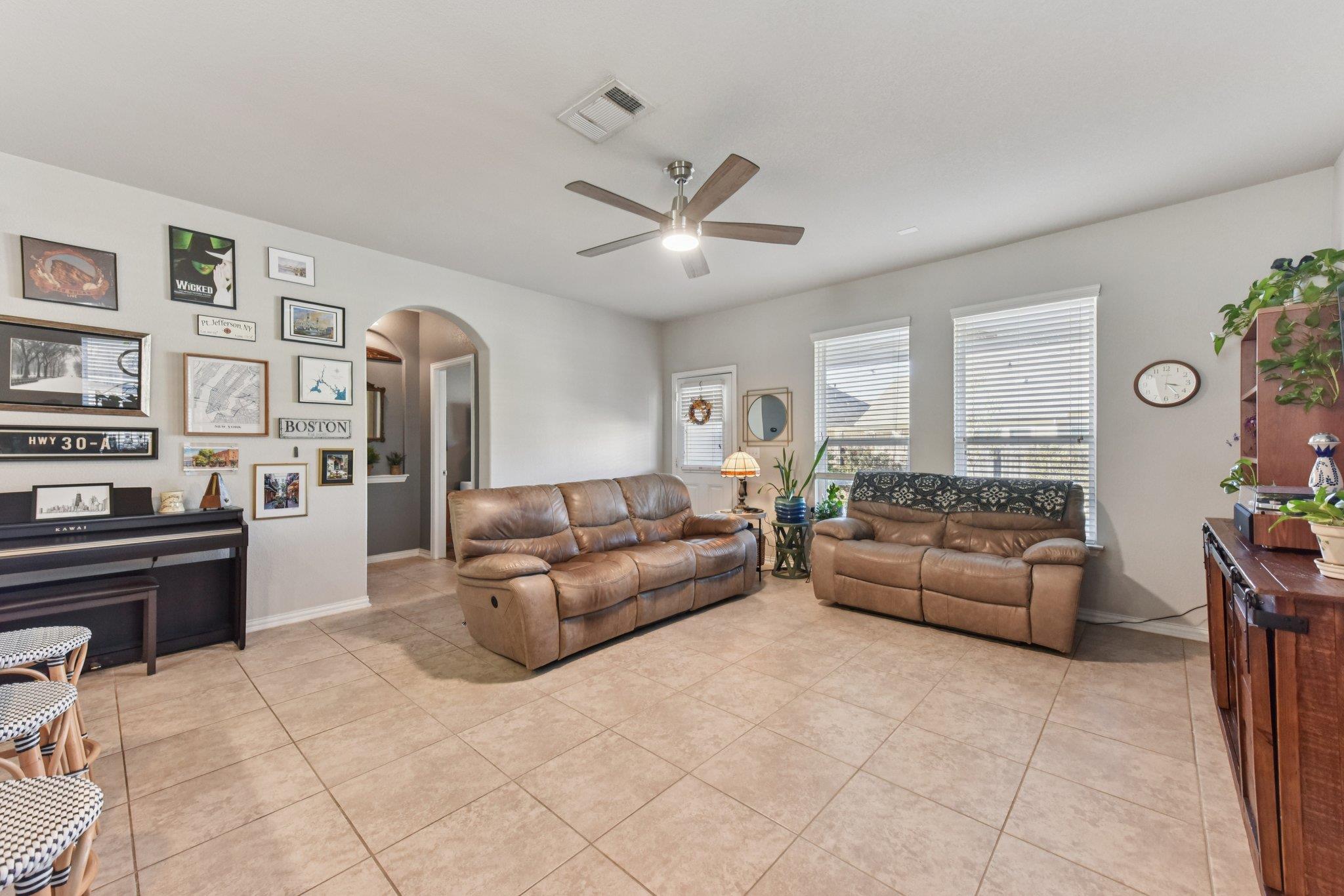 247 Joseph Dr, Buda, TX 78610