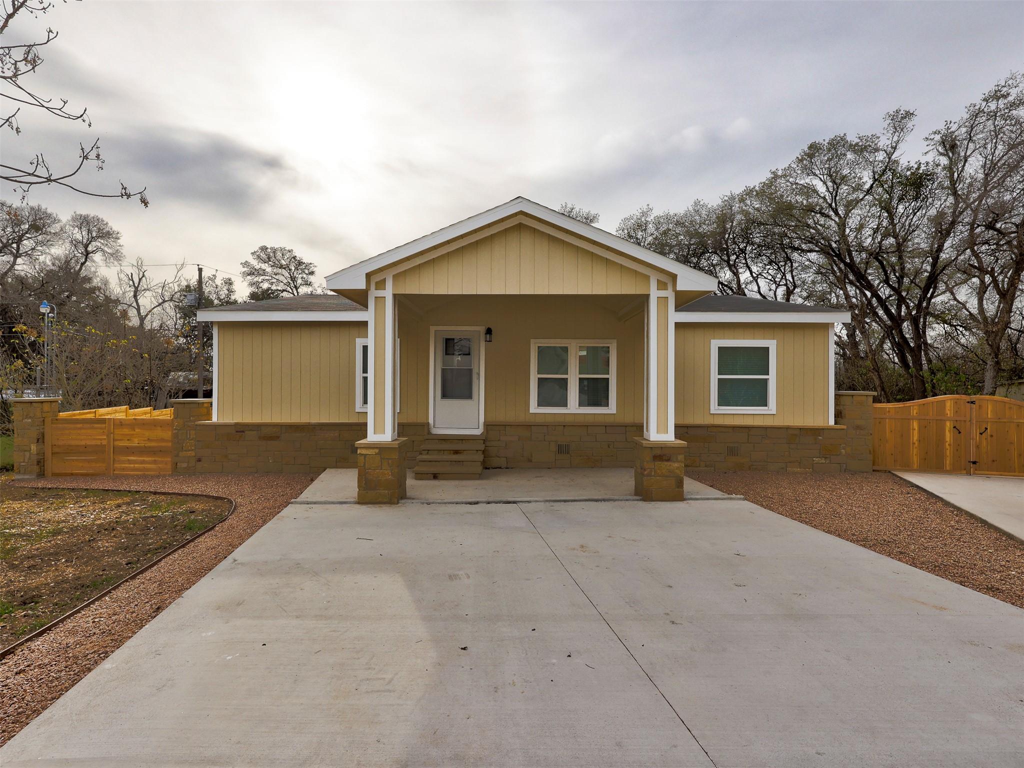 4504 Atlantis Dr, Austin, TX 78725