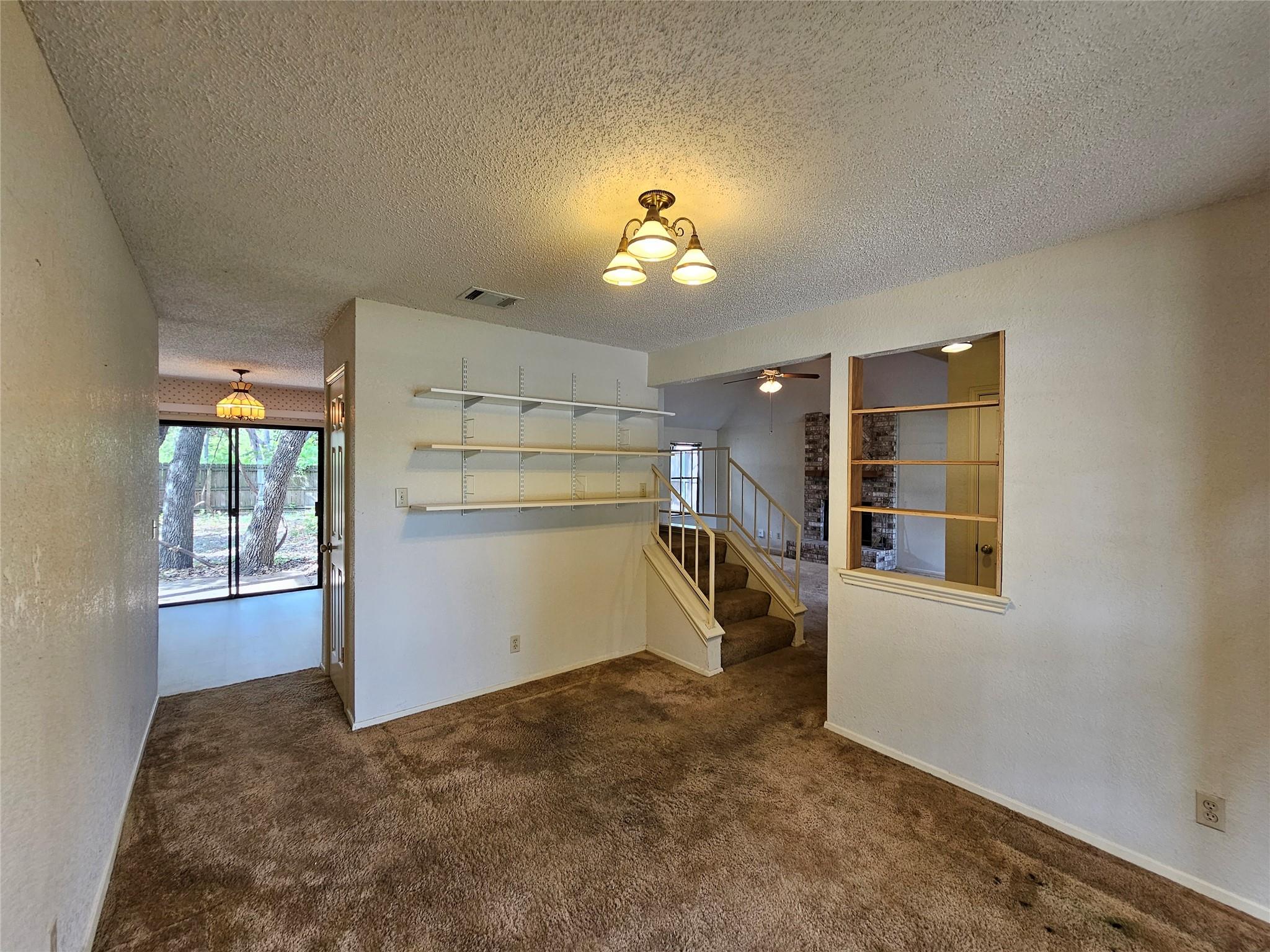 13102 Briar Hollow Dr, Austin, TX 78729