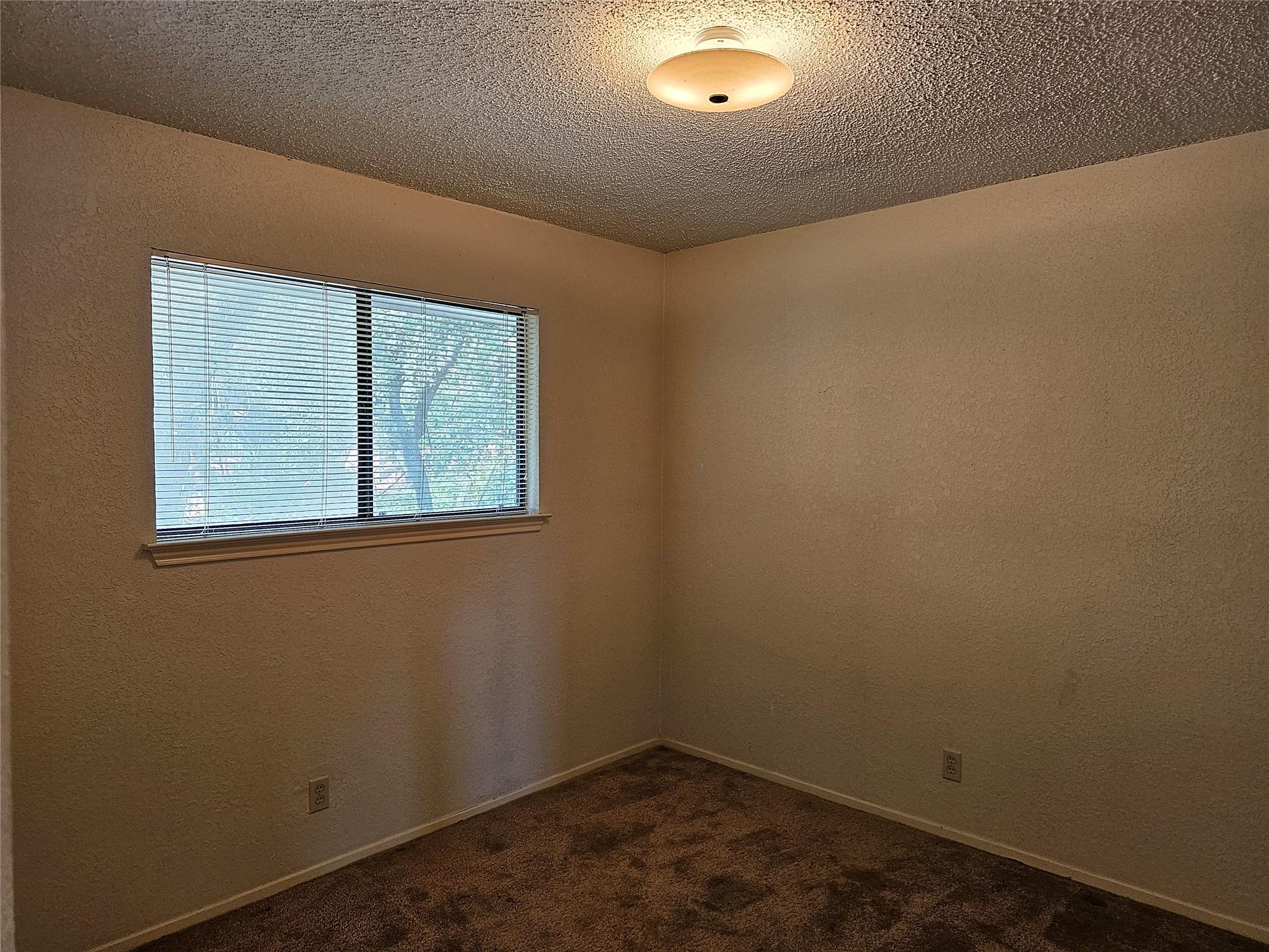 13102 Briar Hollow Dr, Austin, TX 78729