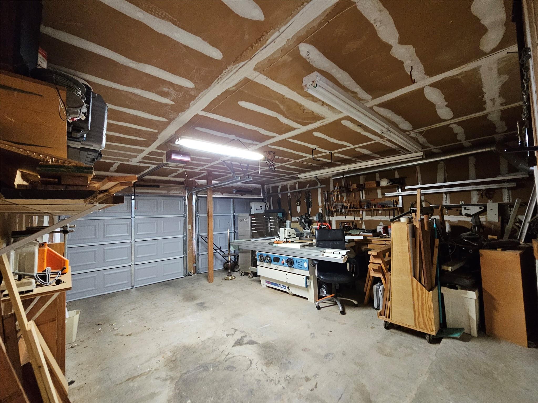 13102 Briar Hollow Dr, Austin, TX 78729