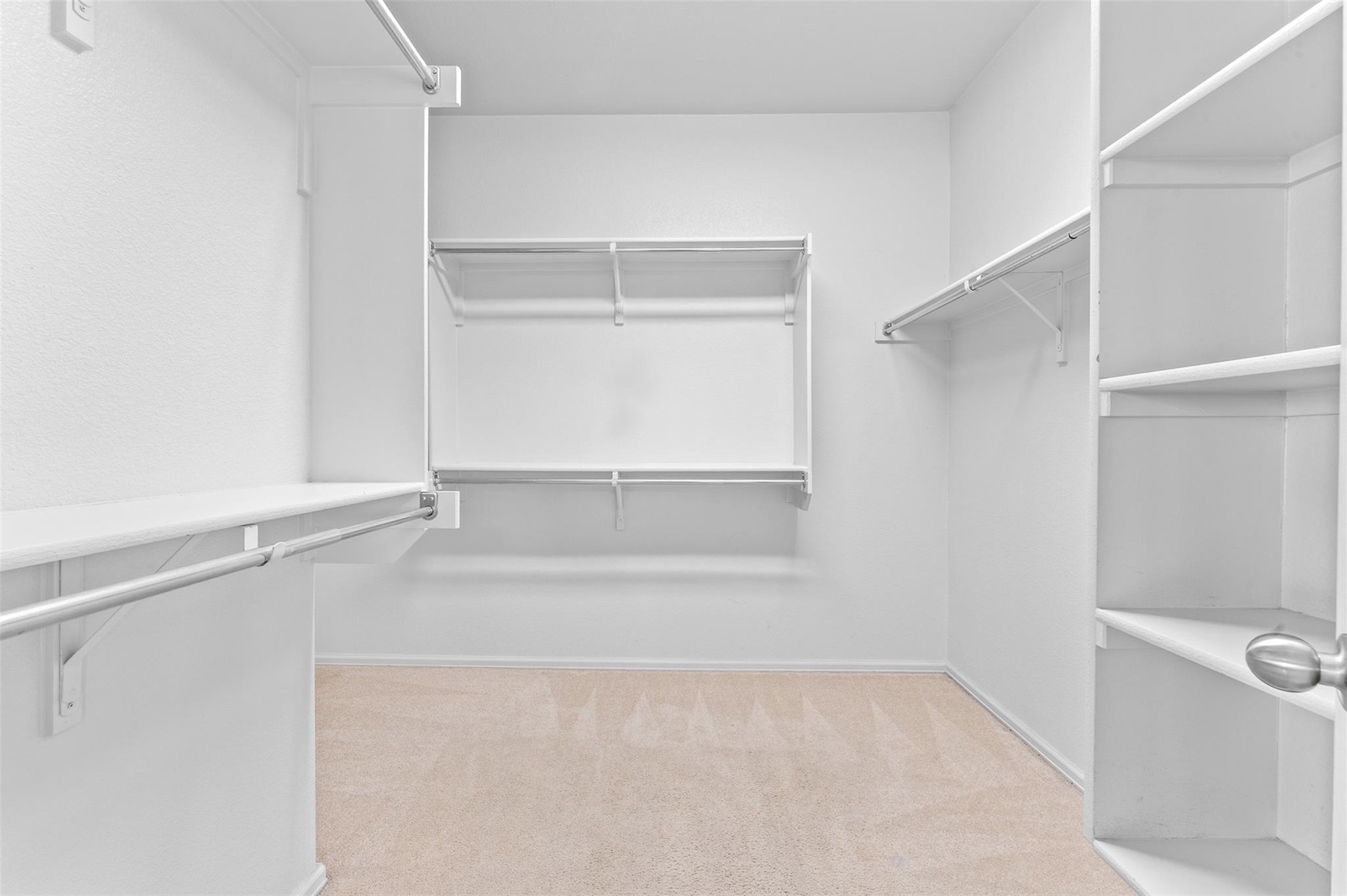 213 Newberry Trl, San Marcos, TX 78666