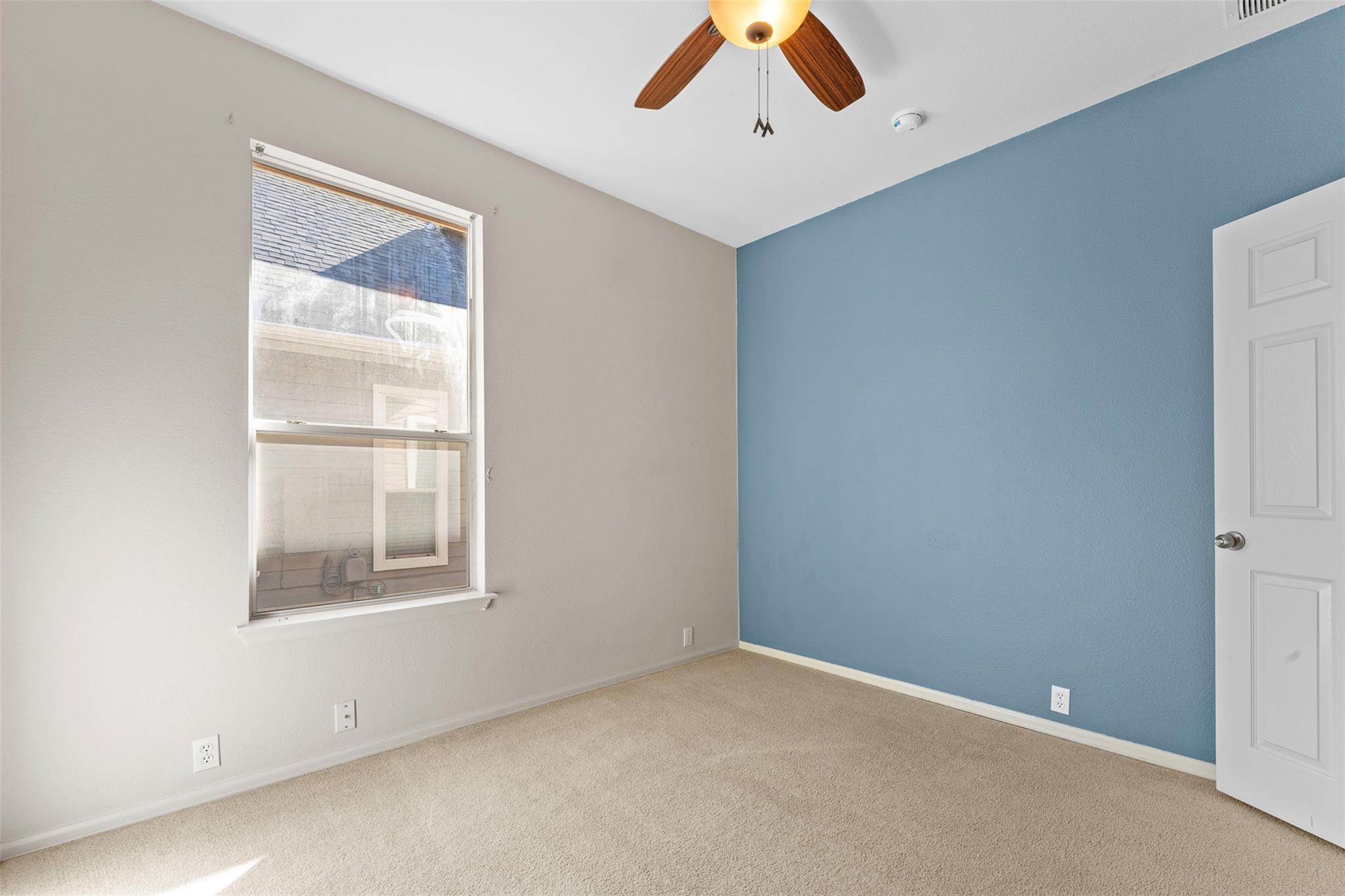 213 Newberry Trl, San Marcos, TX 78666