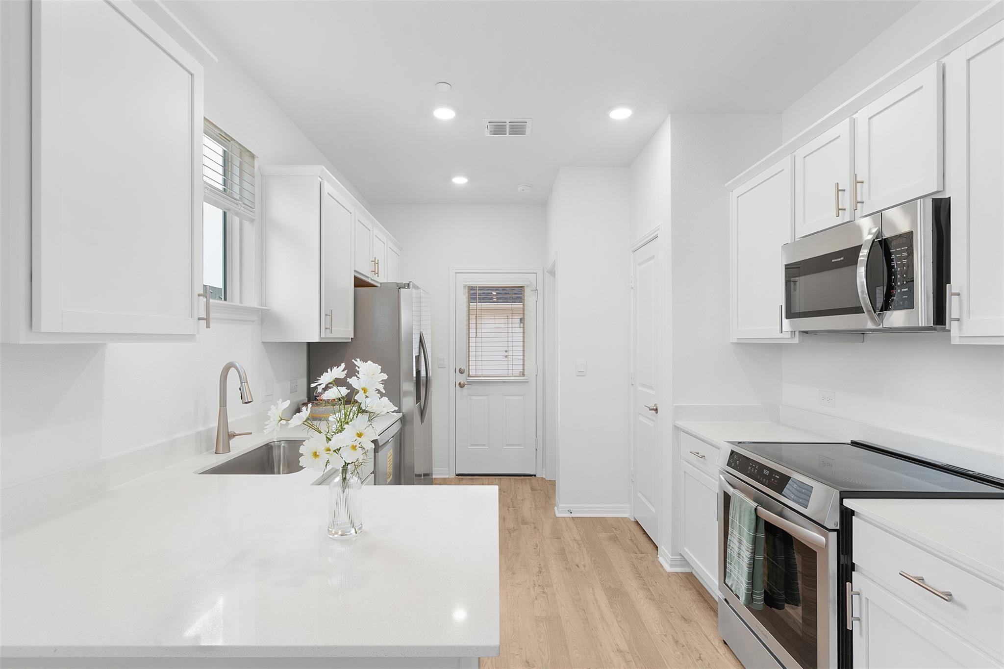 2524 Ophelia Levi Ln, Round Rock, TX 78665