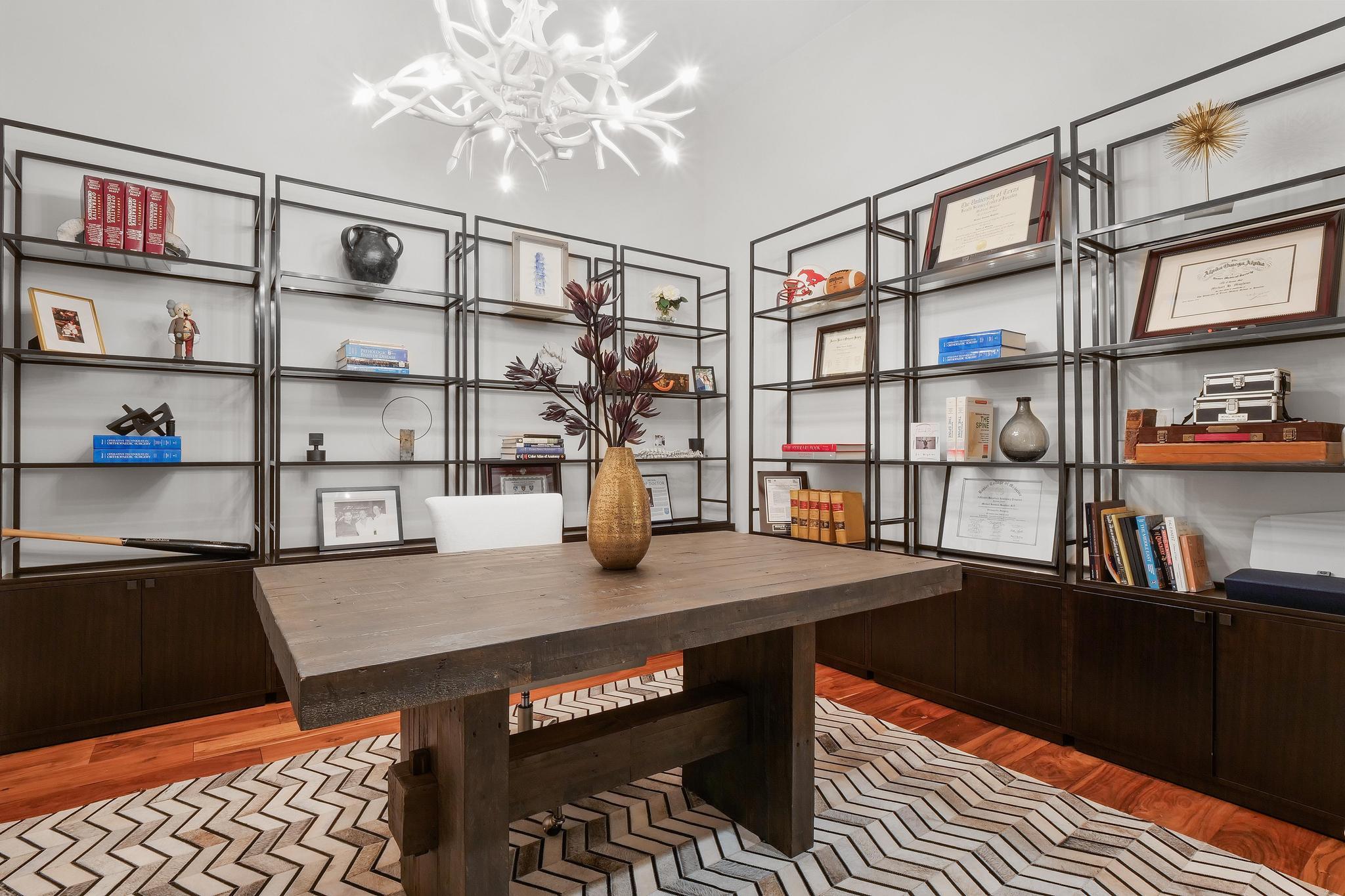 555 E 5th St # 3022, Austin, TX 78701