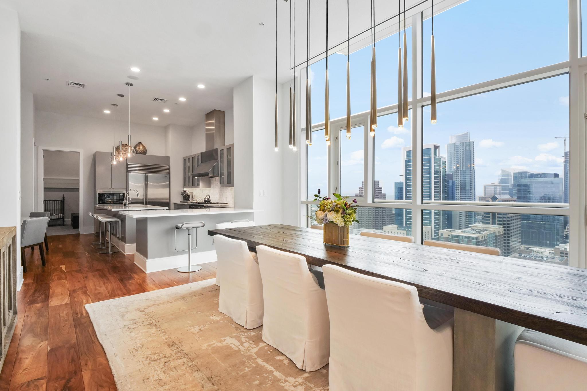 555 E 5th St # 3022, Austin, TX 78701