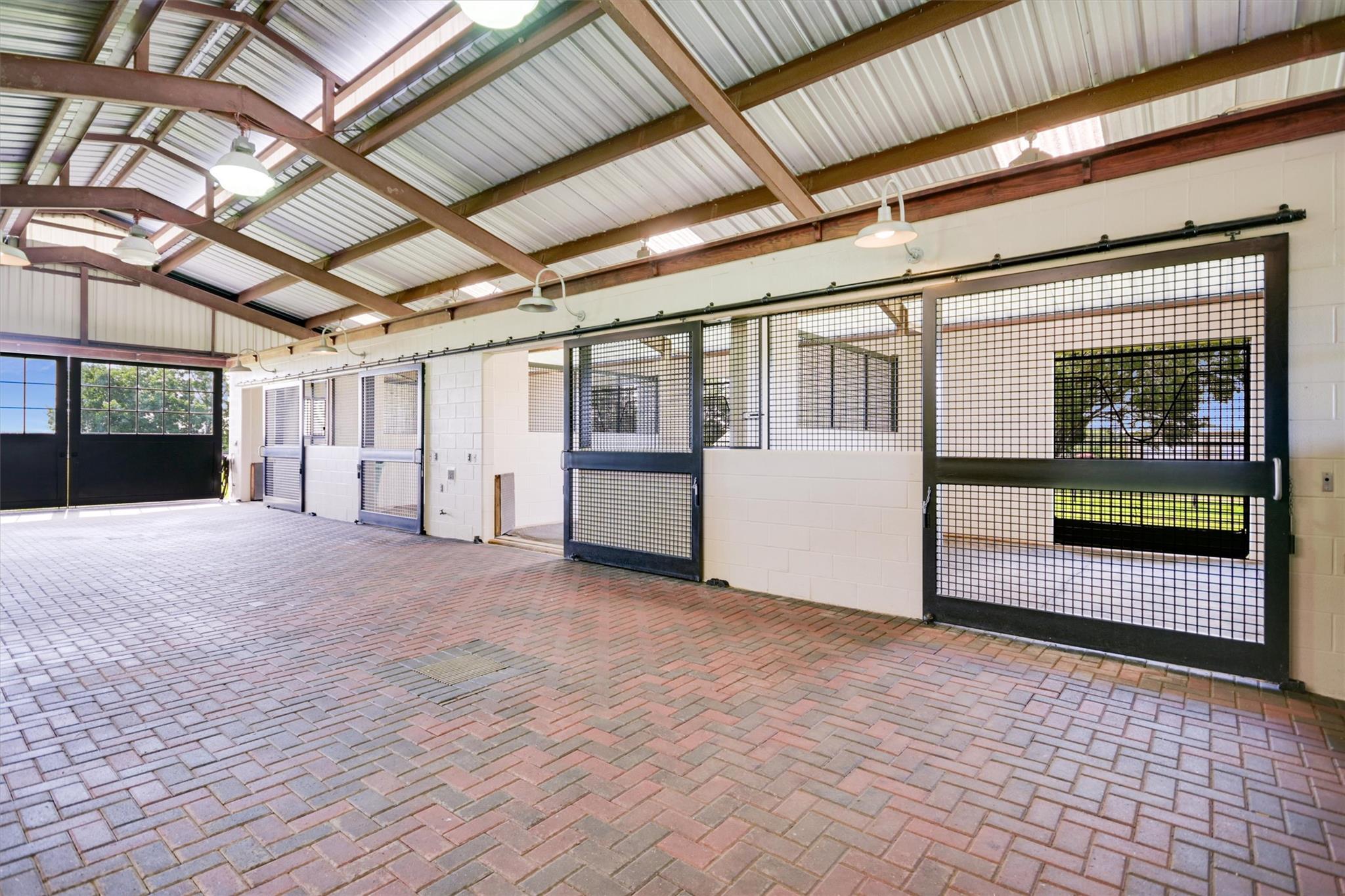 1700 Plum Ln, Brenham, TX 77833